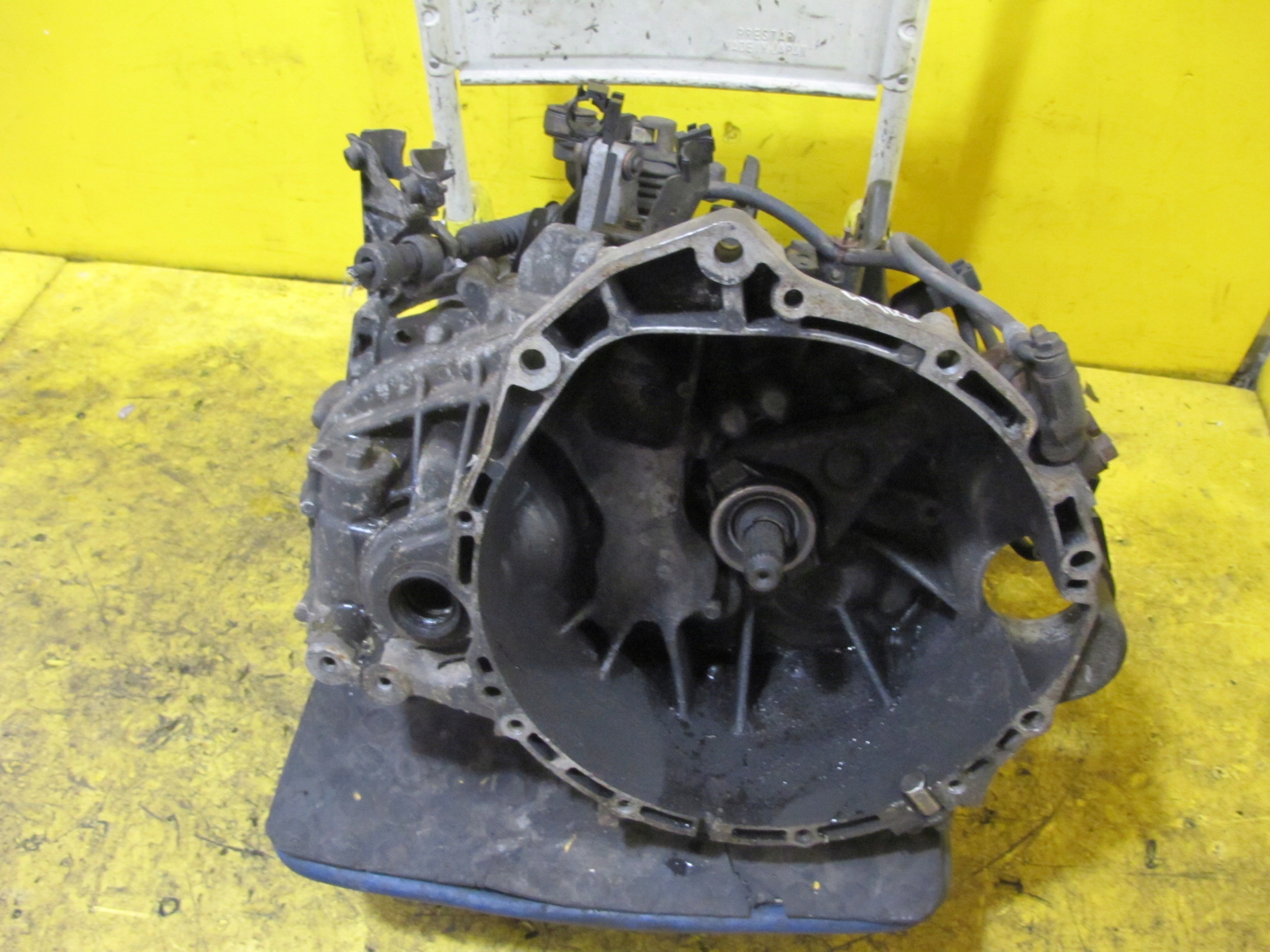 NISSAN PRIMERA P12 2.2 DCI Getriebe 8H5