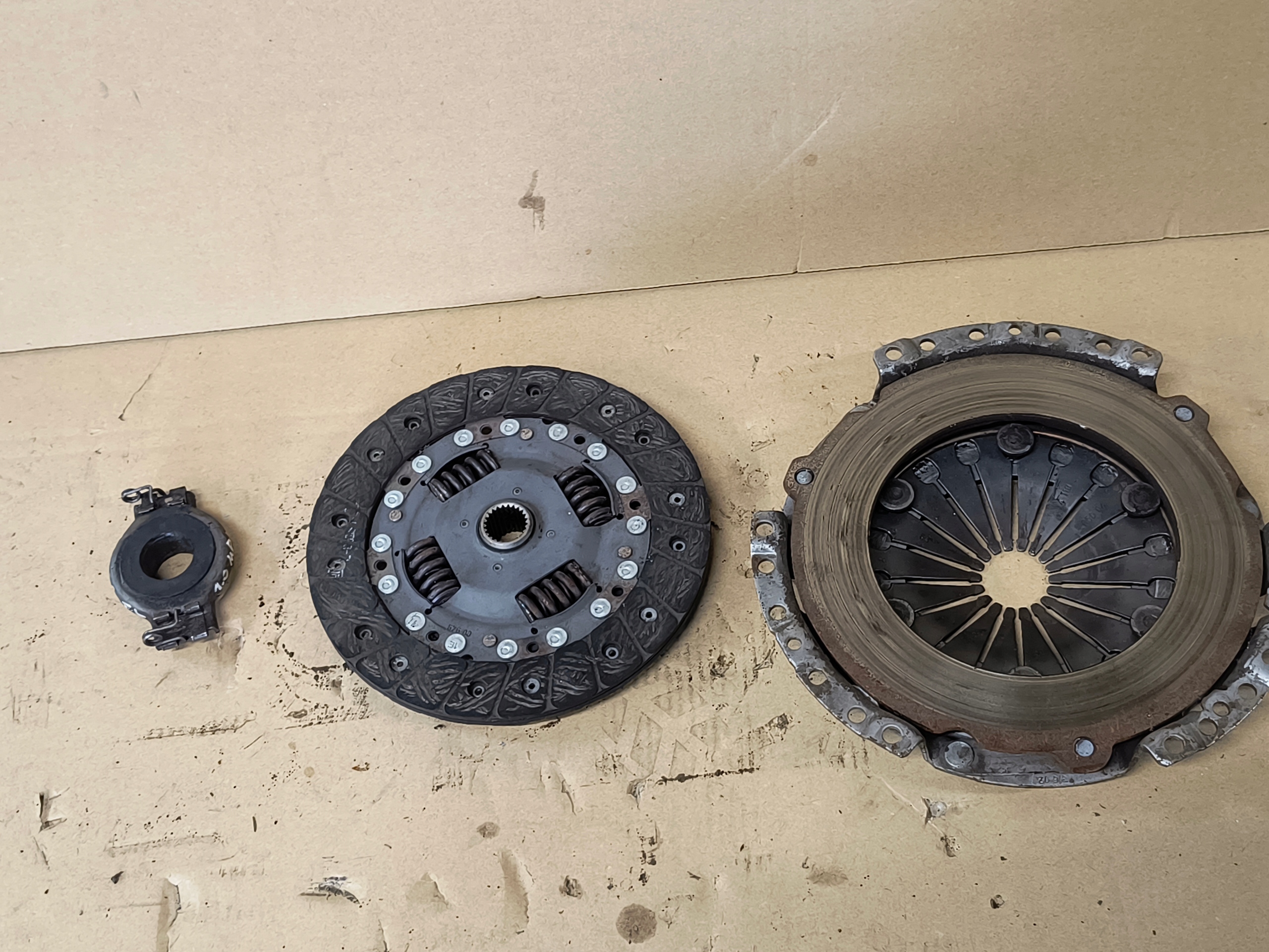 SEAT AROSA and LIFT FL complete clutch LUK 1.0 MPI nice