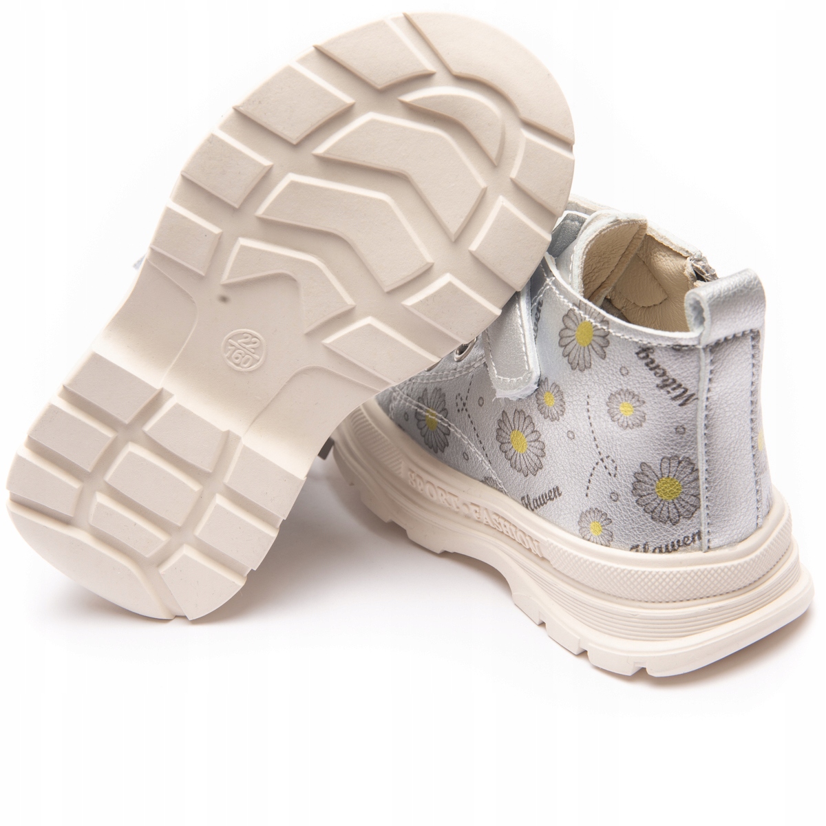 CLIBEE BOTKI DZIEWCZĘCE SILVER WKŁADKA PROFIL R 24 Bohater / Bajka brak