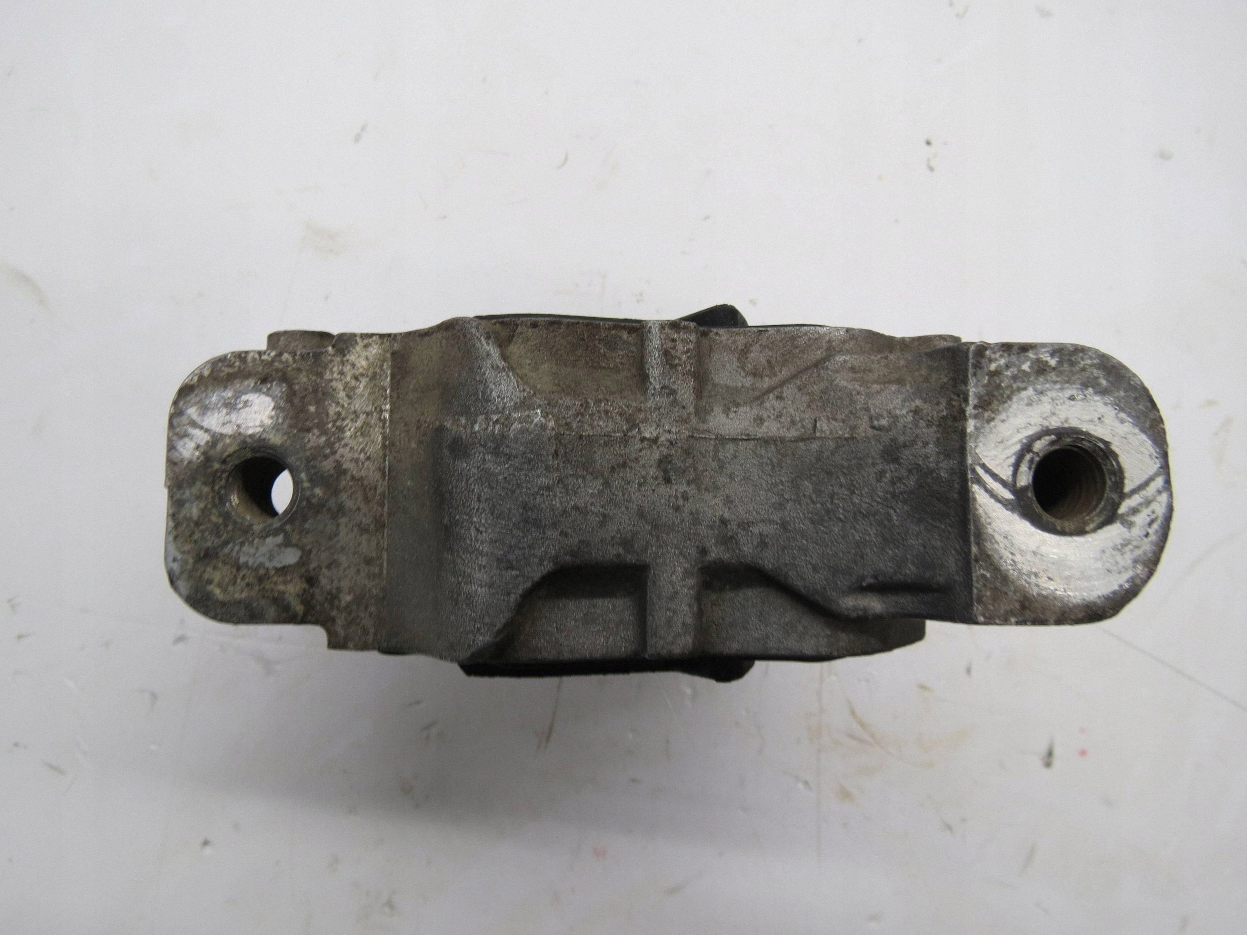 console engine mount VOLVO S60 II V60 and 2.4 D5 215KM TR8070M18