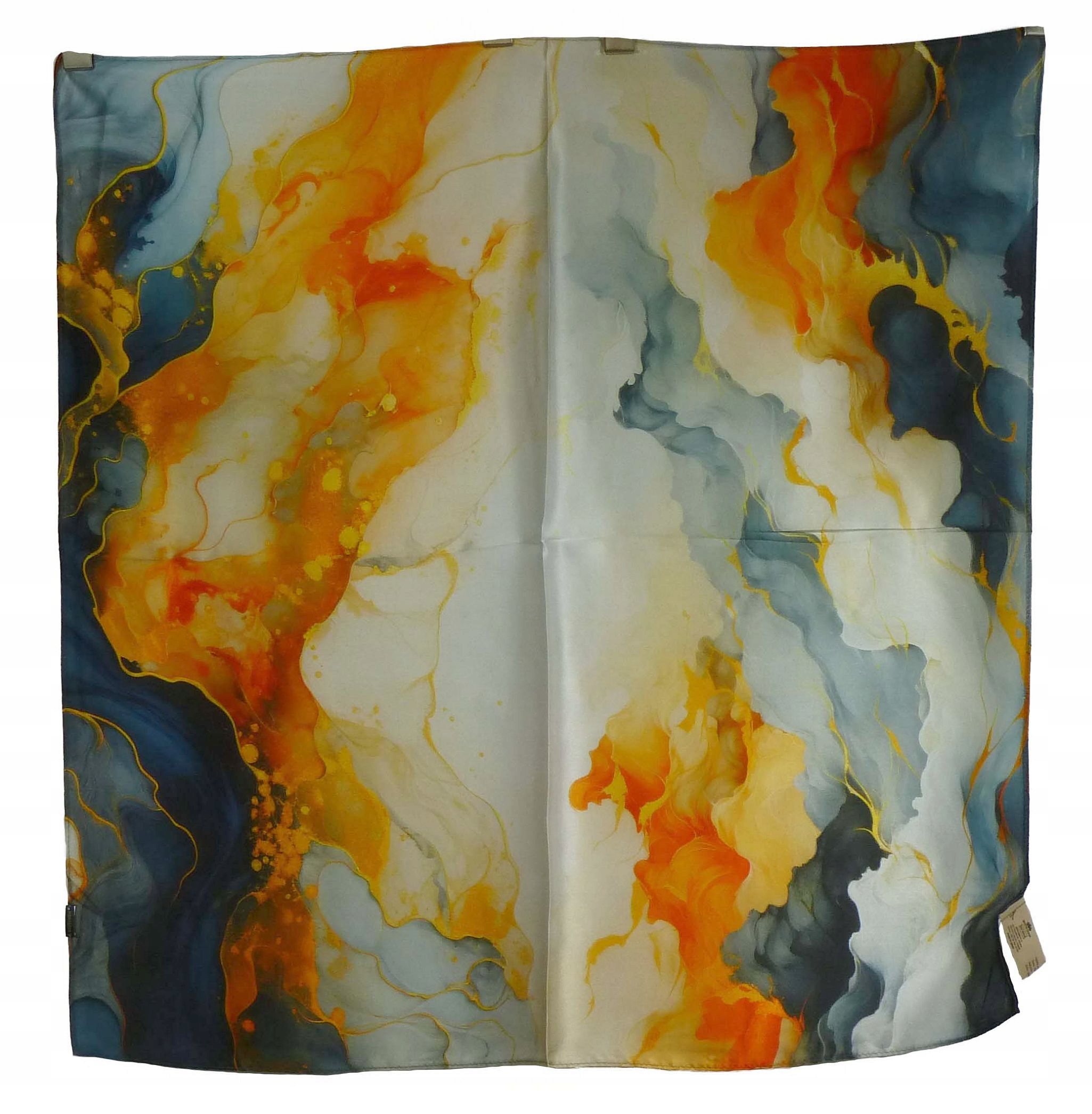 Velká hedvábná šála Wittchen – horká láva v bouřkovém moři.