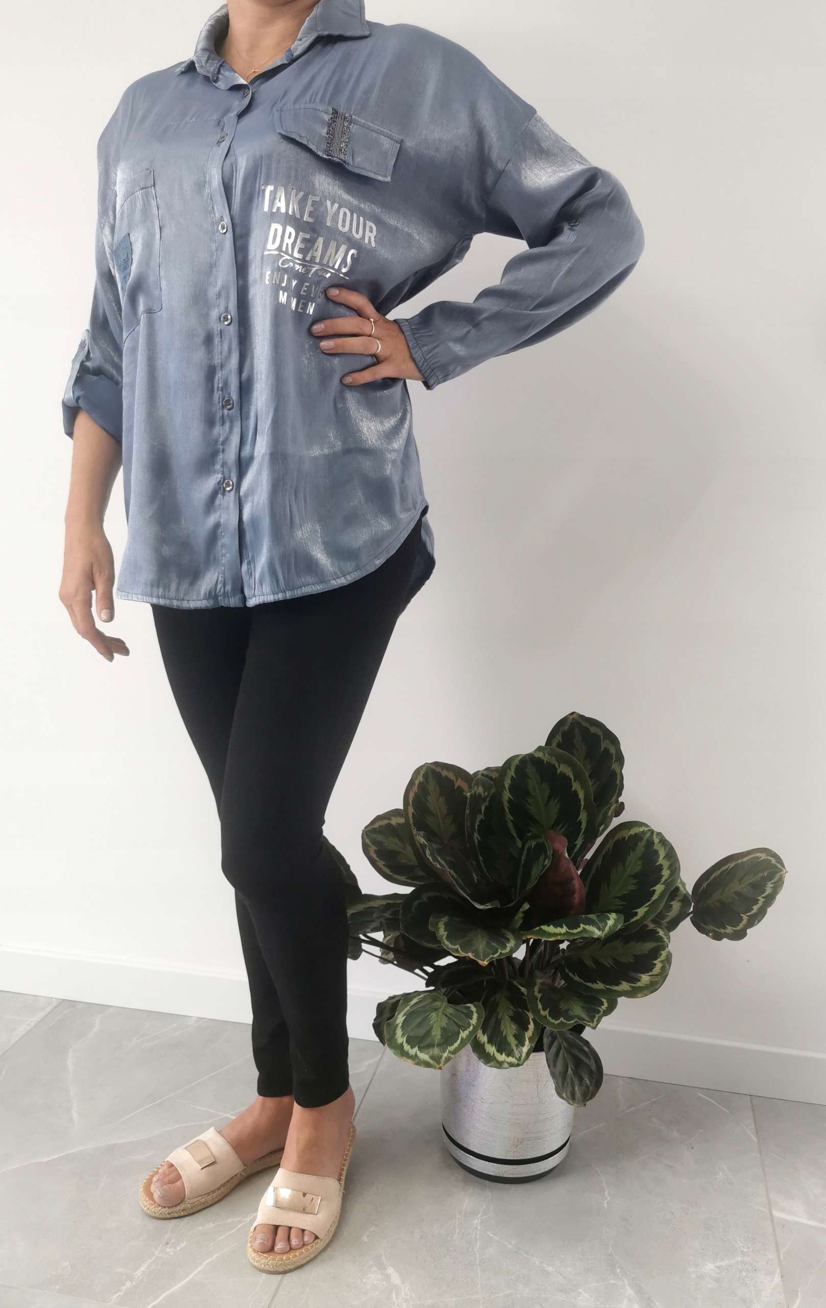 Lesklá dámská košile, modrá barva