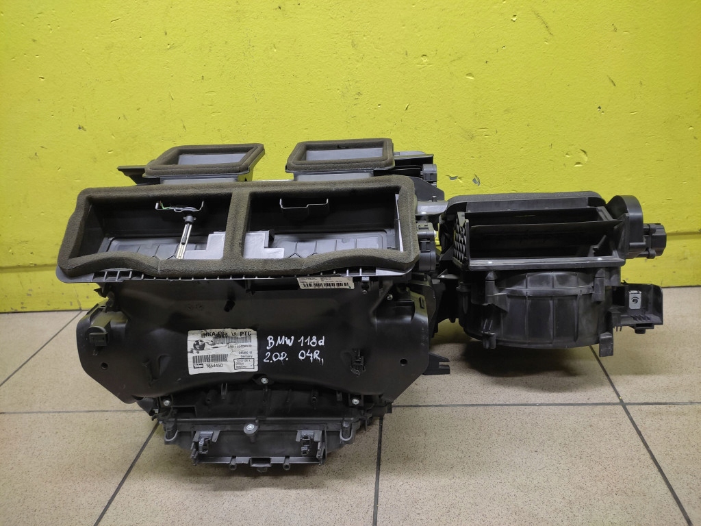BMW 1 E87 heater cover KOMPLET
