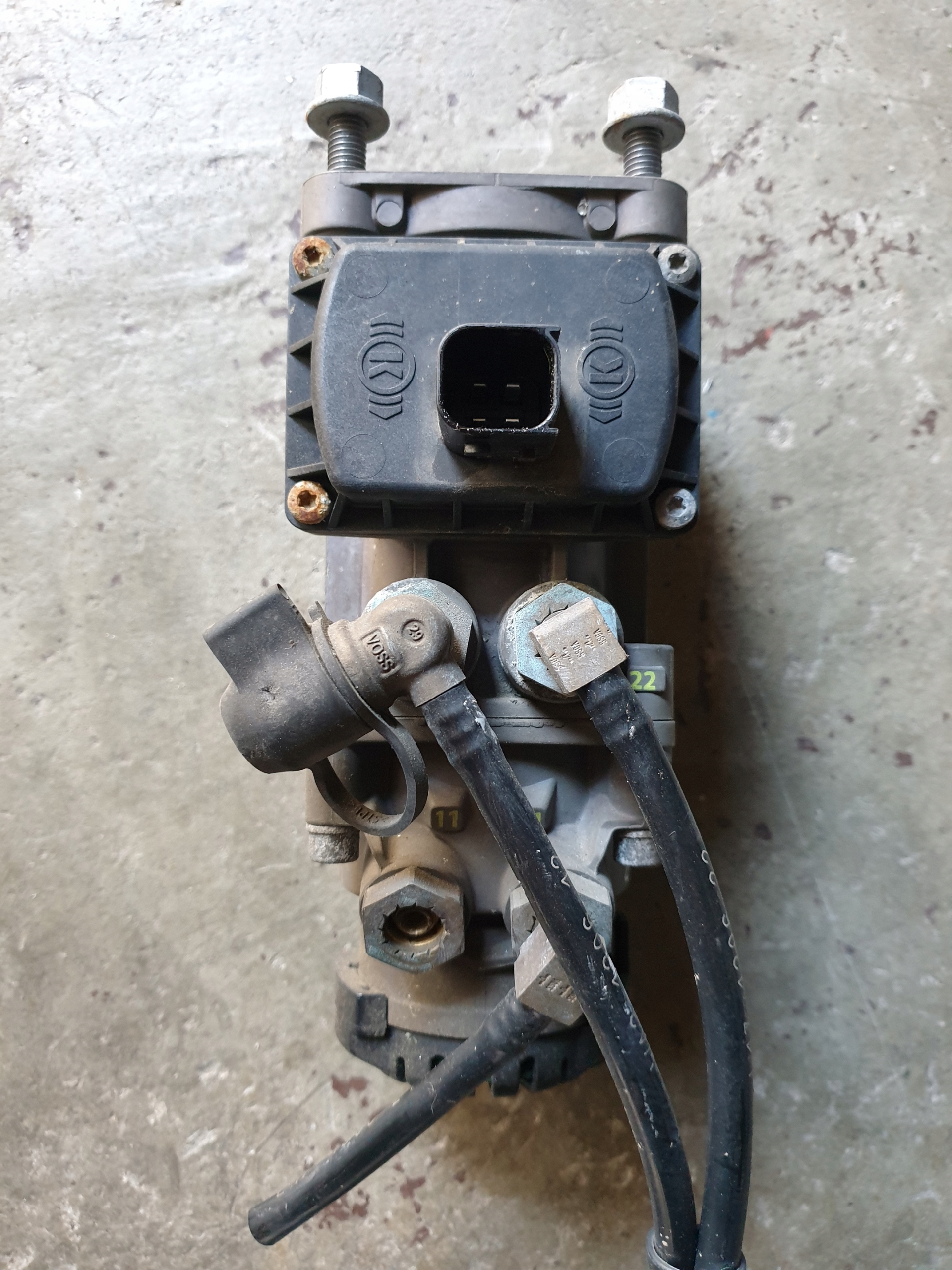 0044311506 - ACTROS MP4 главный тормозной клапан K014773