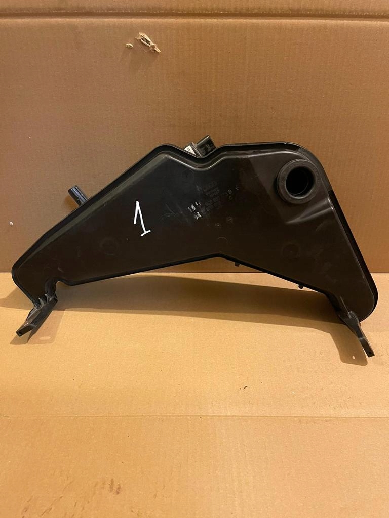 Audi OEr0955453b бачок омывателя
