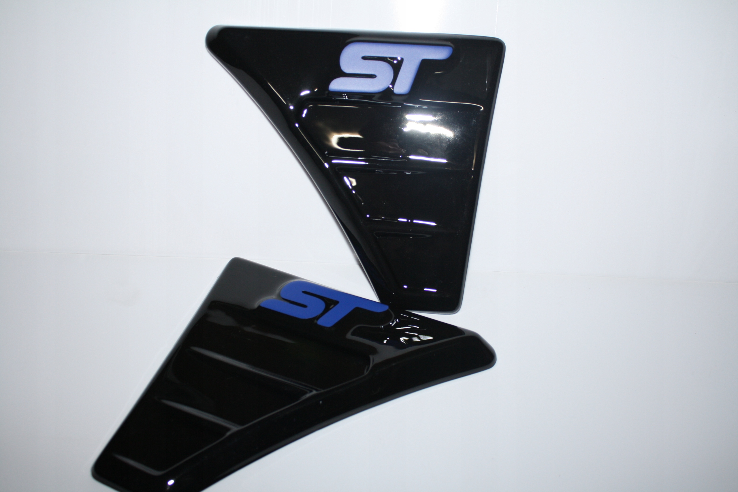 ВОЗДУХОЗАБОРНИКИ ДЛЯ КРЫЛЬЕВ FOCUS ST BLUE LOGO !!!