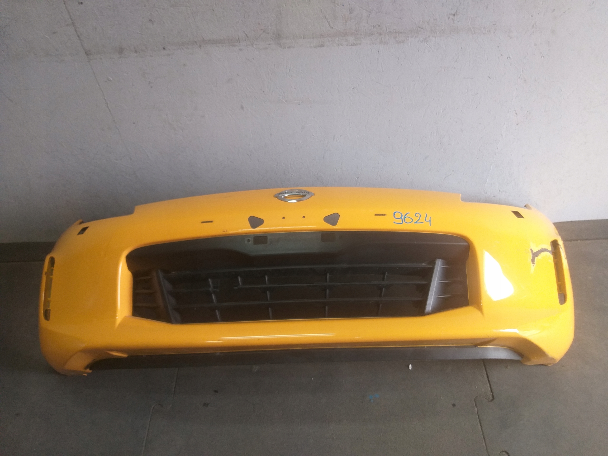 BUMPER FRONT NISSAN 370Z LIFT
