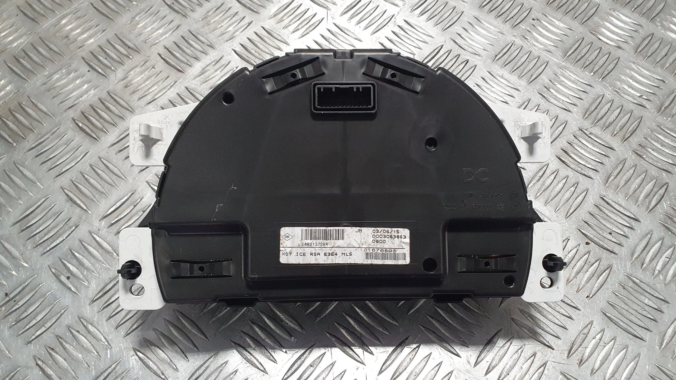 спидометр часы renault TWINGO III 14- 0.9 TCE