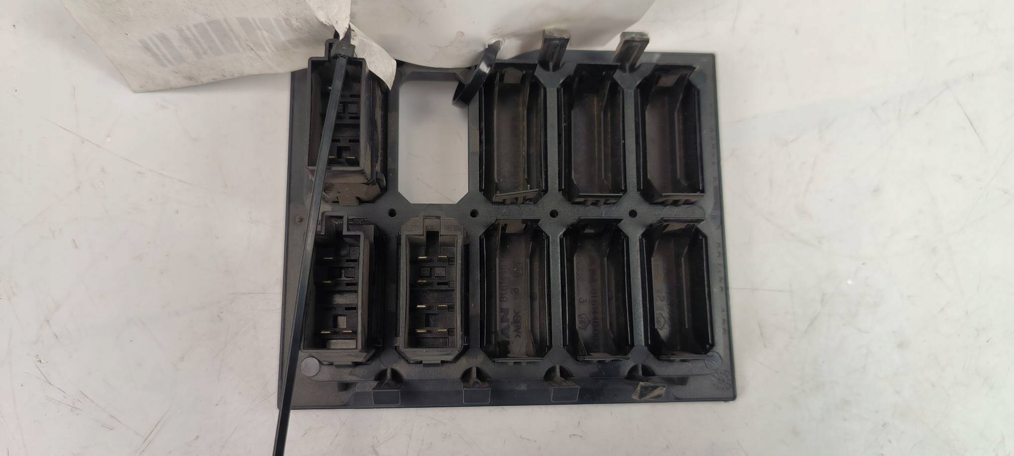 PANEL tlačítek 81617010243 MAN TGA