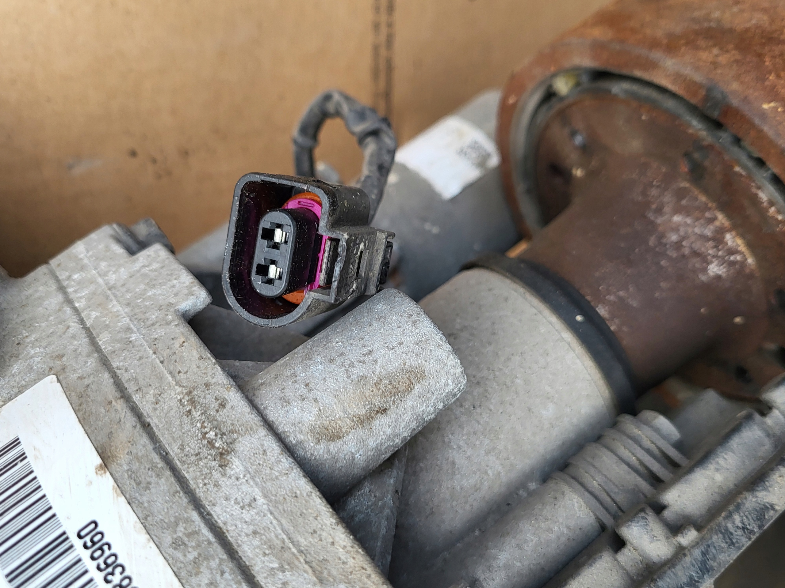 rear differential differential module control unit VOLVO XC60 II 2.0 DIESEL AUTOMAT OE