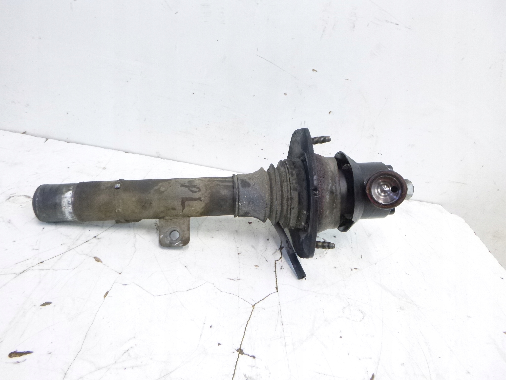 shock absorber HYDRAULICZNY front left Citroen C5 2002r.