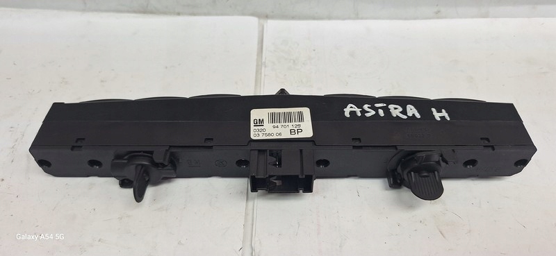 switch switch of the lights OPEL ASTRA H 03758006BP
