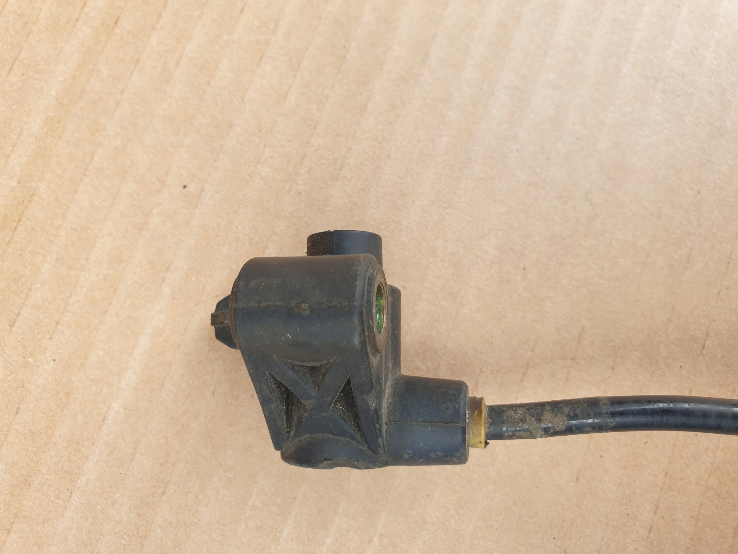 sensor ABS front FORD MONDEO MK2 II 97BG-2B372-AA OE