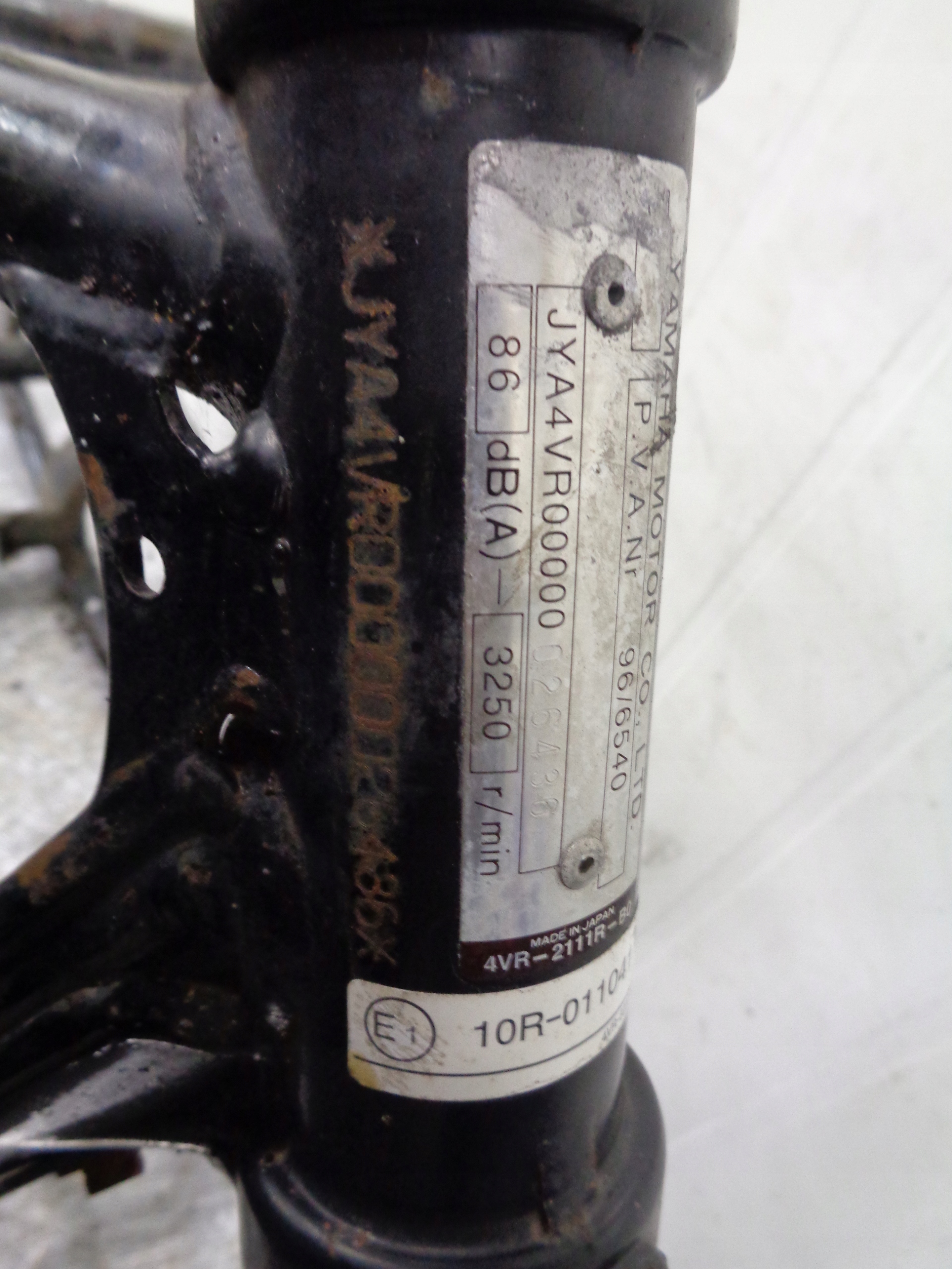 Yamaha DRAG STAR XVS 650 рама