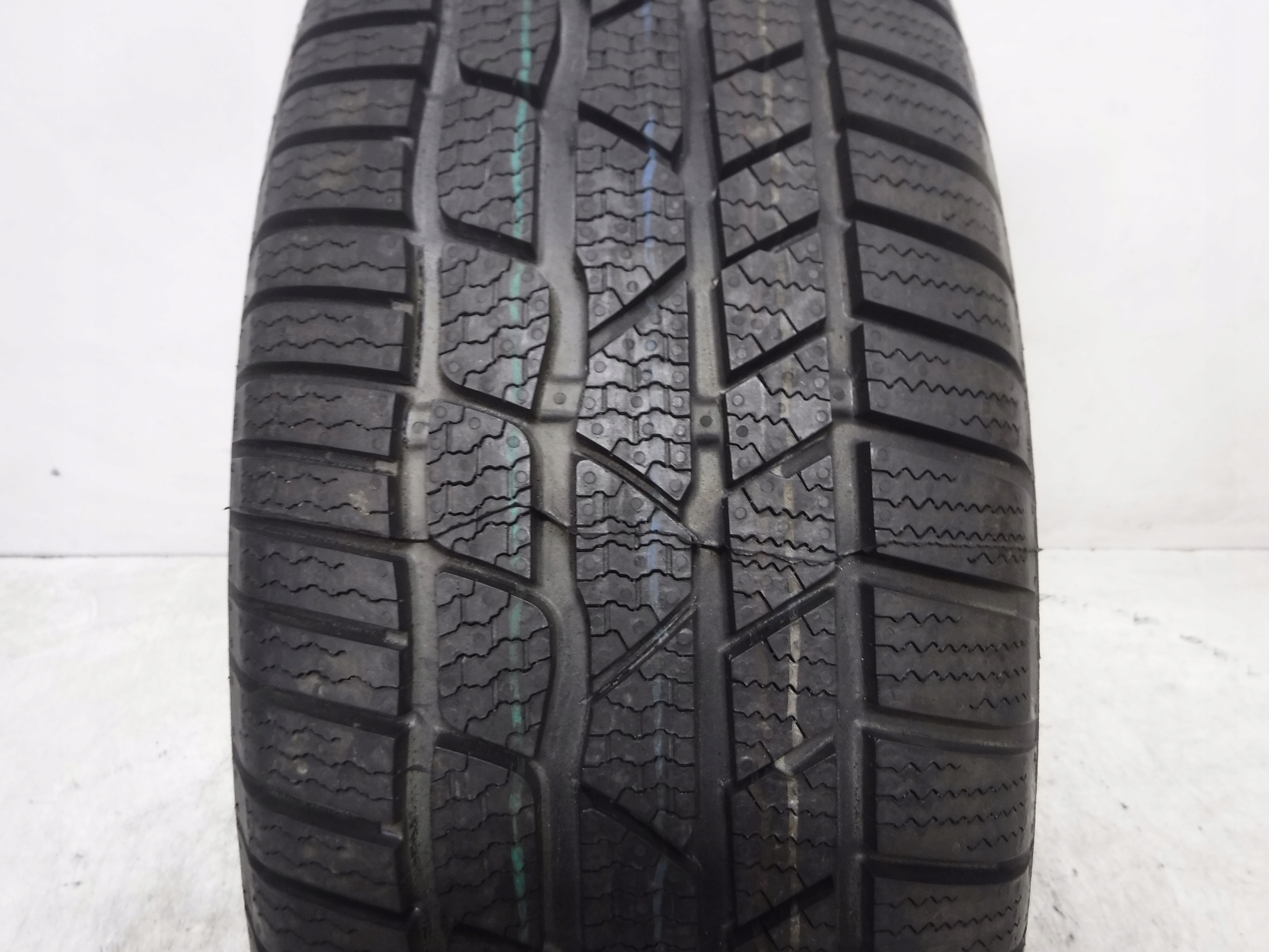 OPONA ZIMOWA CONTINENTAL CONTIWINTERCONTACT TS830P 215/60/17 96H MO M+S Model ContiWinterContact TS 830 P