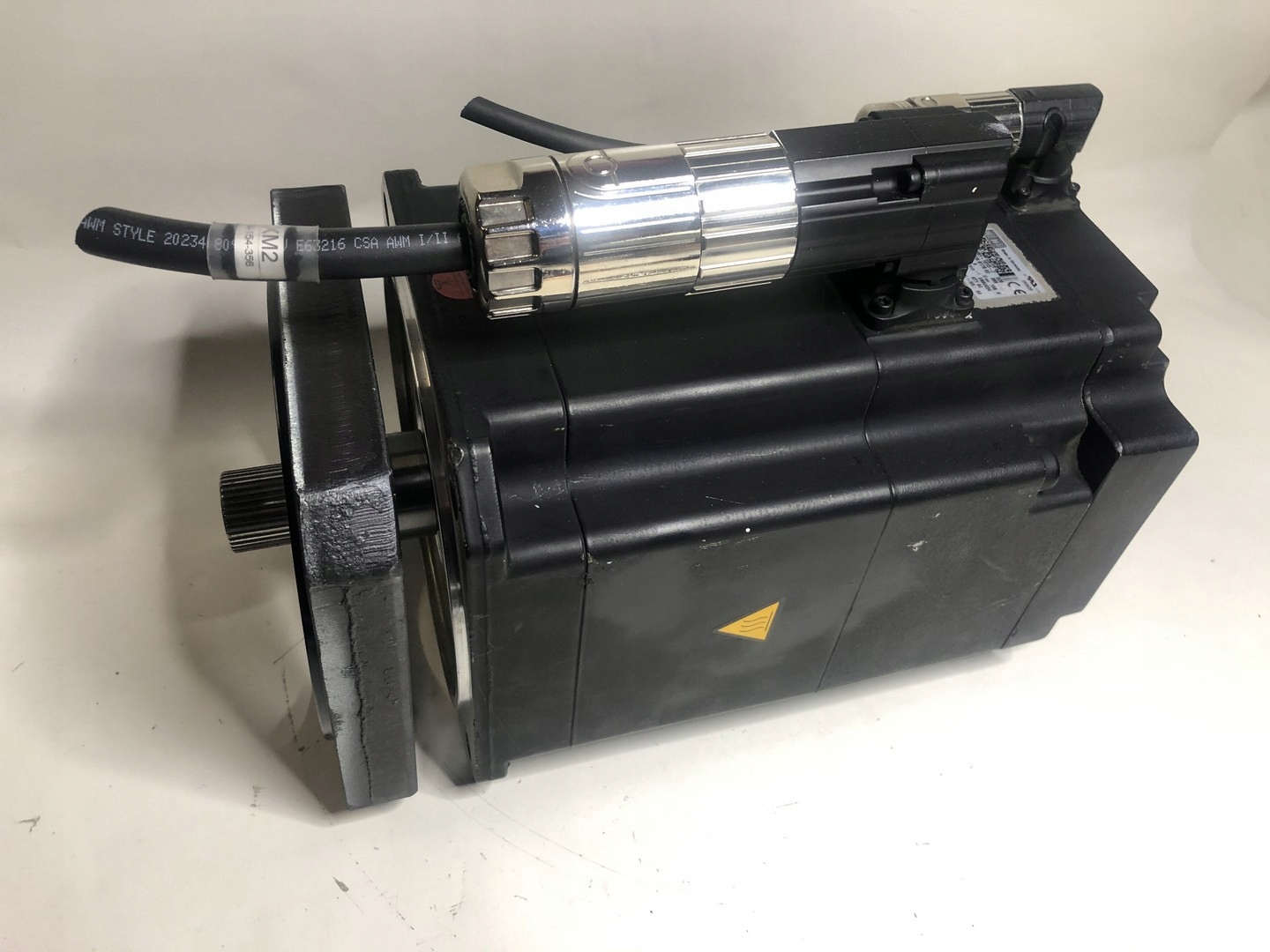 servomotor 6.9kW serwomotor SIEMENS SERVO silnik Obroty 5000 RPM