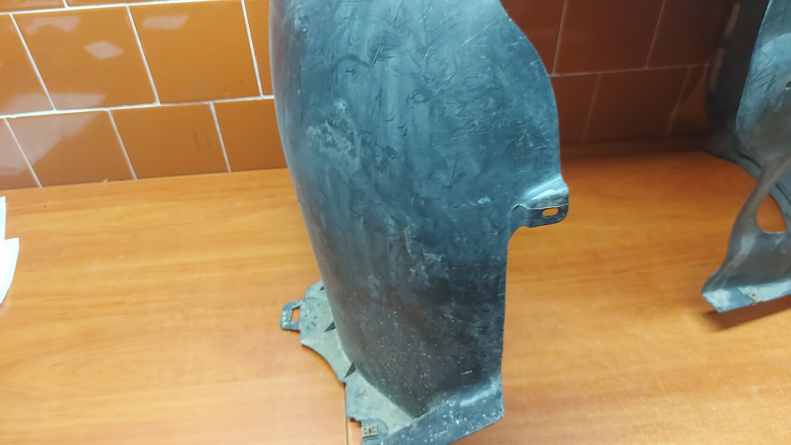 mudguard left left front front SKODA OCTAVIA III