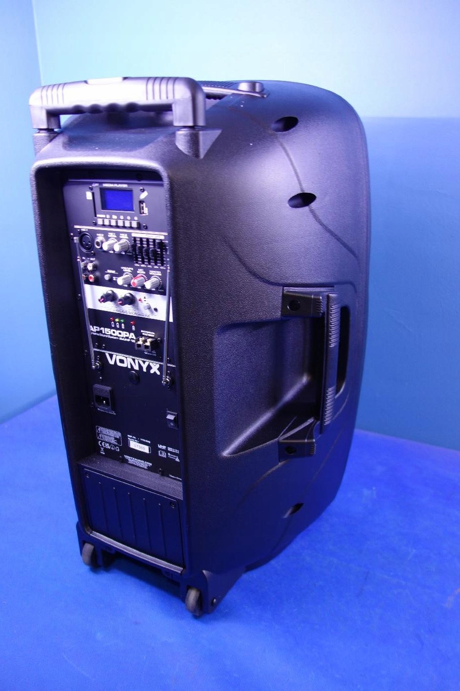 Kolumna Vonyx AP1500PA 15" MIC / BT / MP3 (Z5) Model 170.338