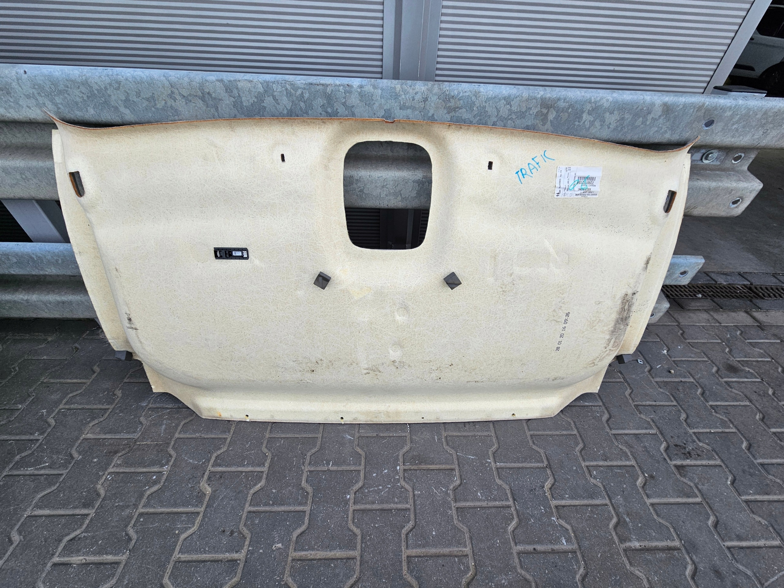 RENAULT TRAFC III 3 tapacír střechy podsufitowk SUFIT předek