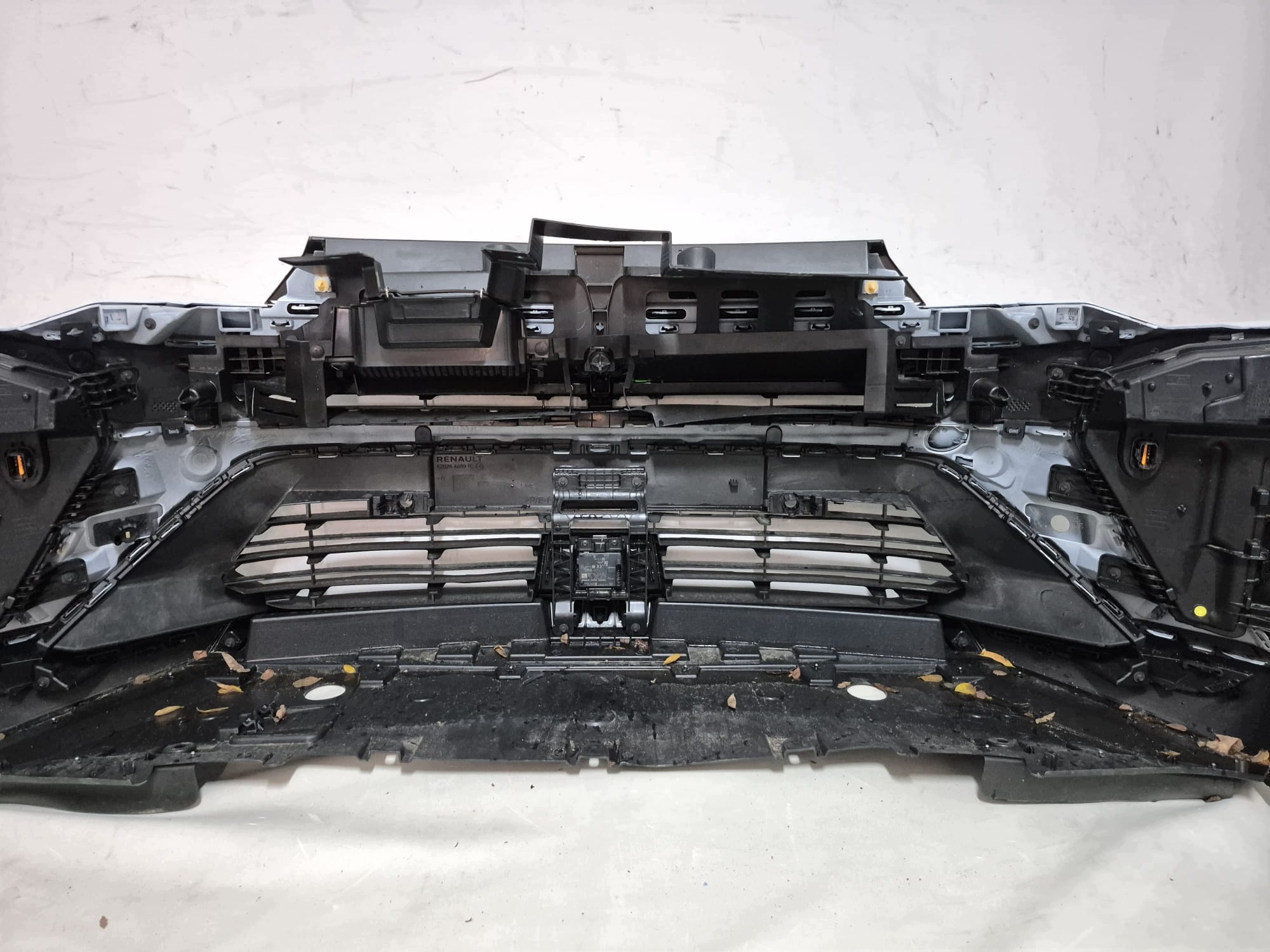 RENAULT CAPTUR II 2 LIFT 24- bumper front front 6XPDC RADAR 620264889R