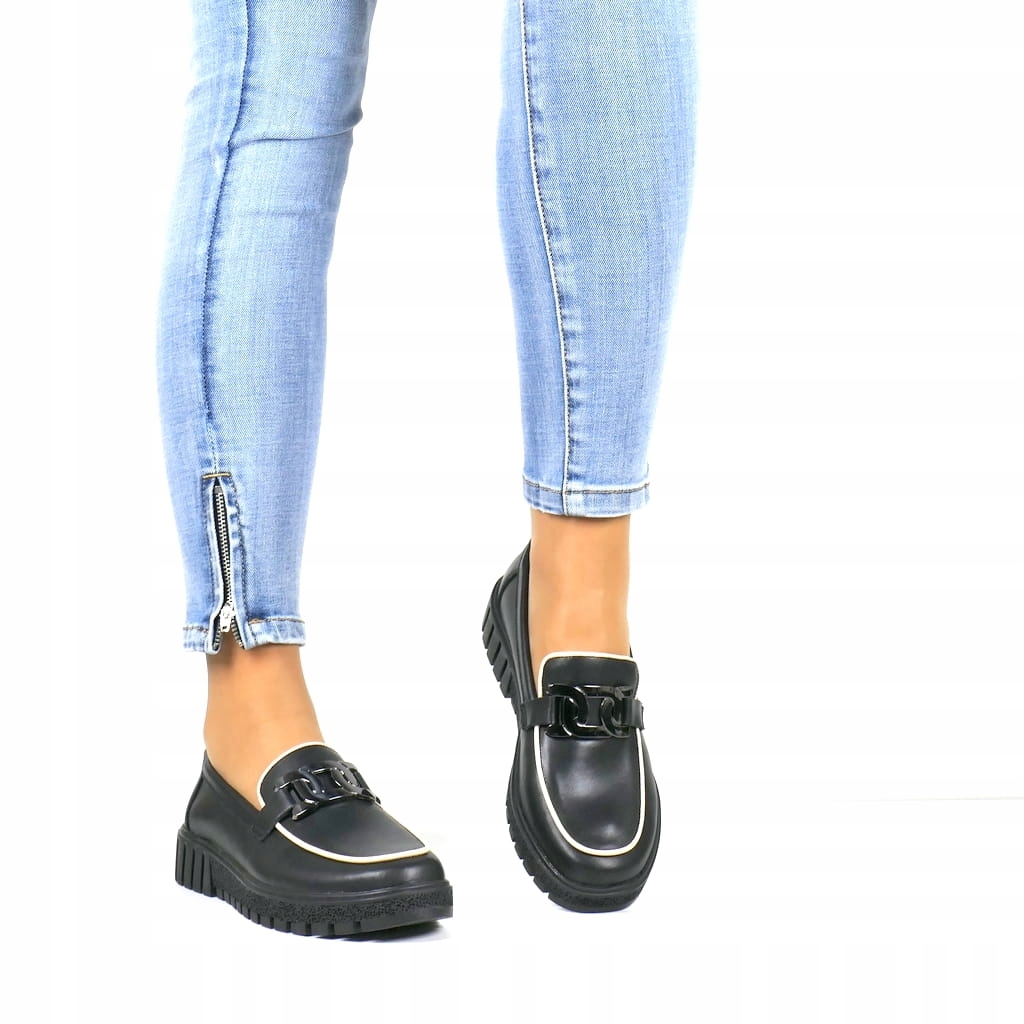 PÓŁBUTY ZE SKÓRY LOAFERSY GRUBA PODESZWA MOKASYNY LORDSY Z ŁAŃCUCHEM CZARNE Wzór dominujący bez wzoru