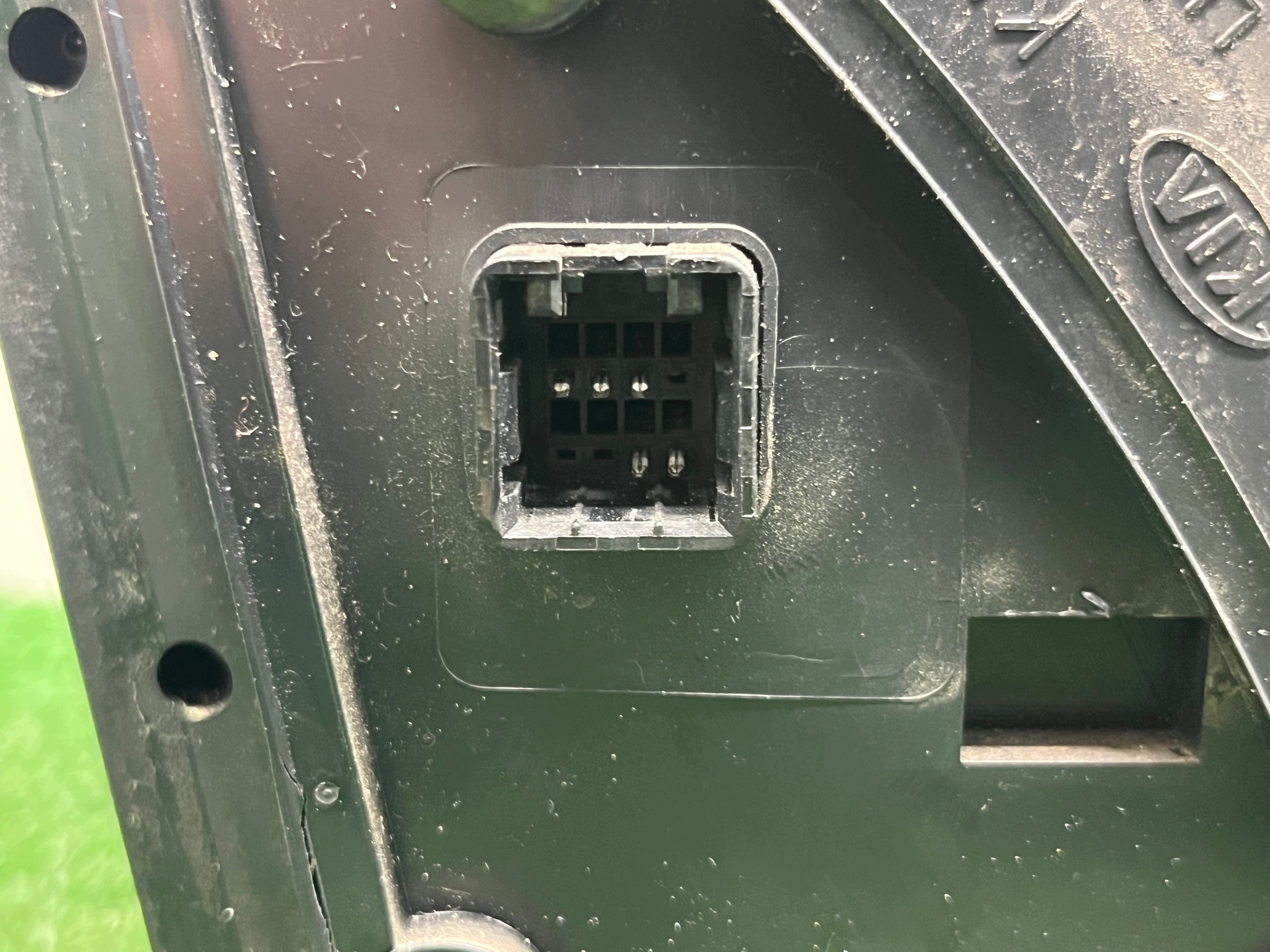 mirror left electrics KIA SPORTAGE 2 2009 5 PIN