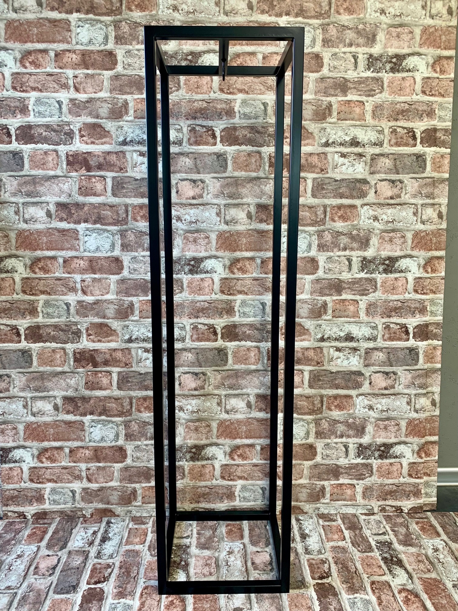 Stojak na drewno kominkowe. Marka inna