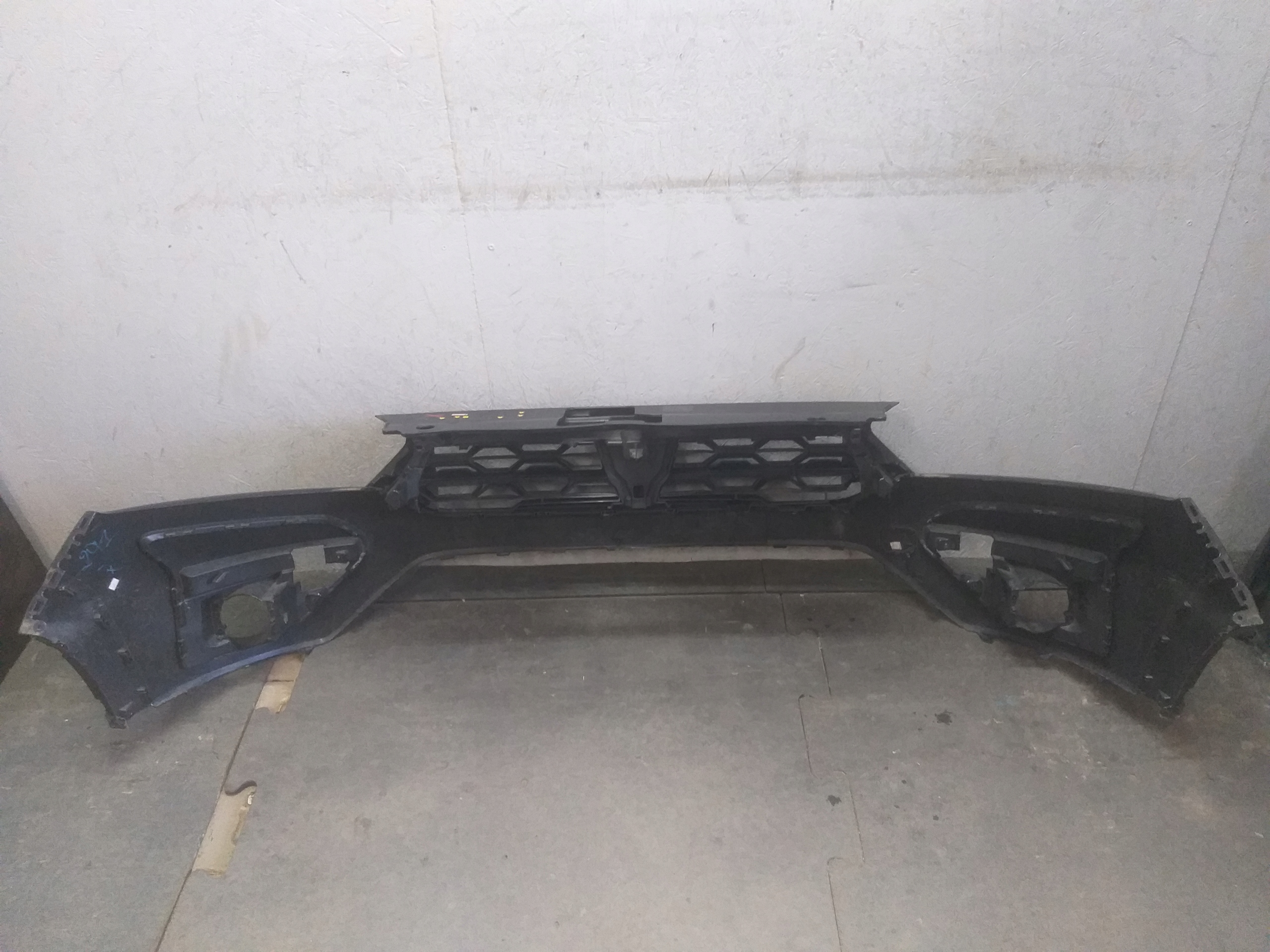 bumper front DACIA SANDERO III 3 STEPWAY