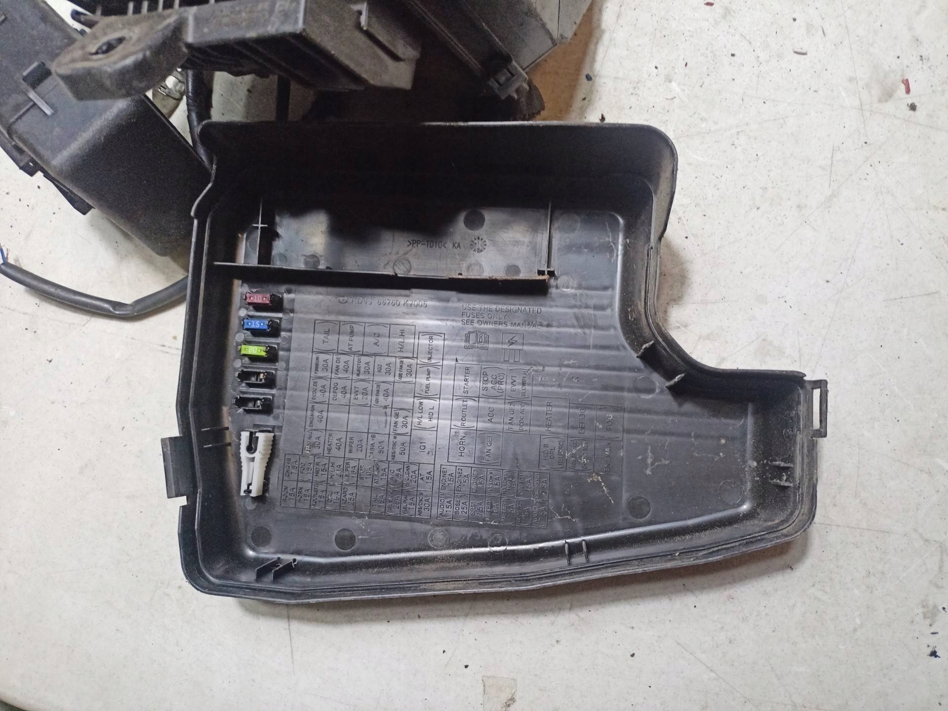 Module fusibles Mazda 6 3 GJ 2013 KD45-675X0