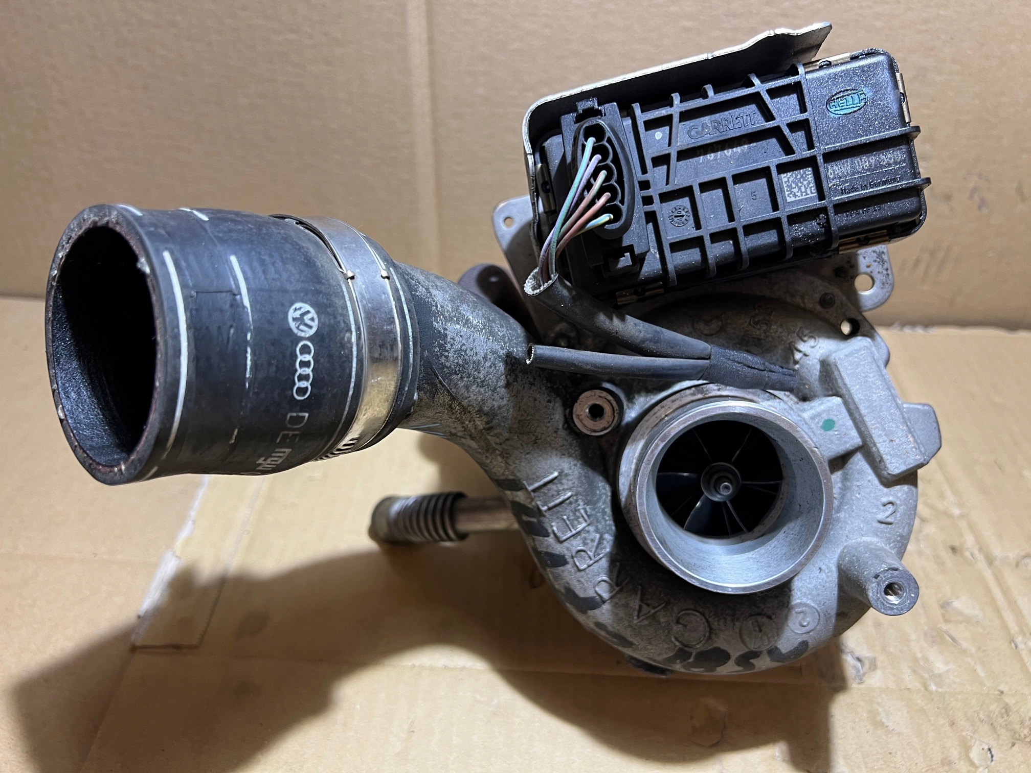 AUDI A5 8T A4 B8 2.7 TDI turbo TURBINA TURBO 059145721B