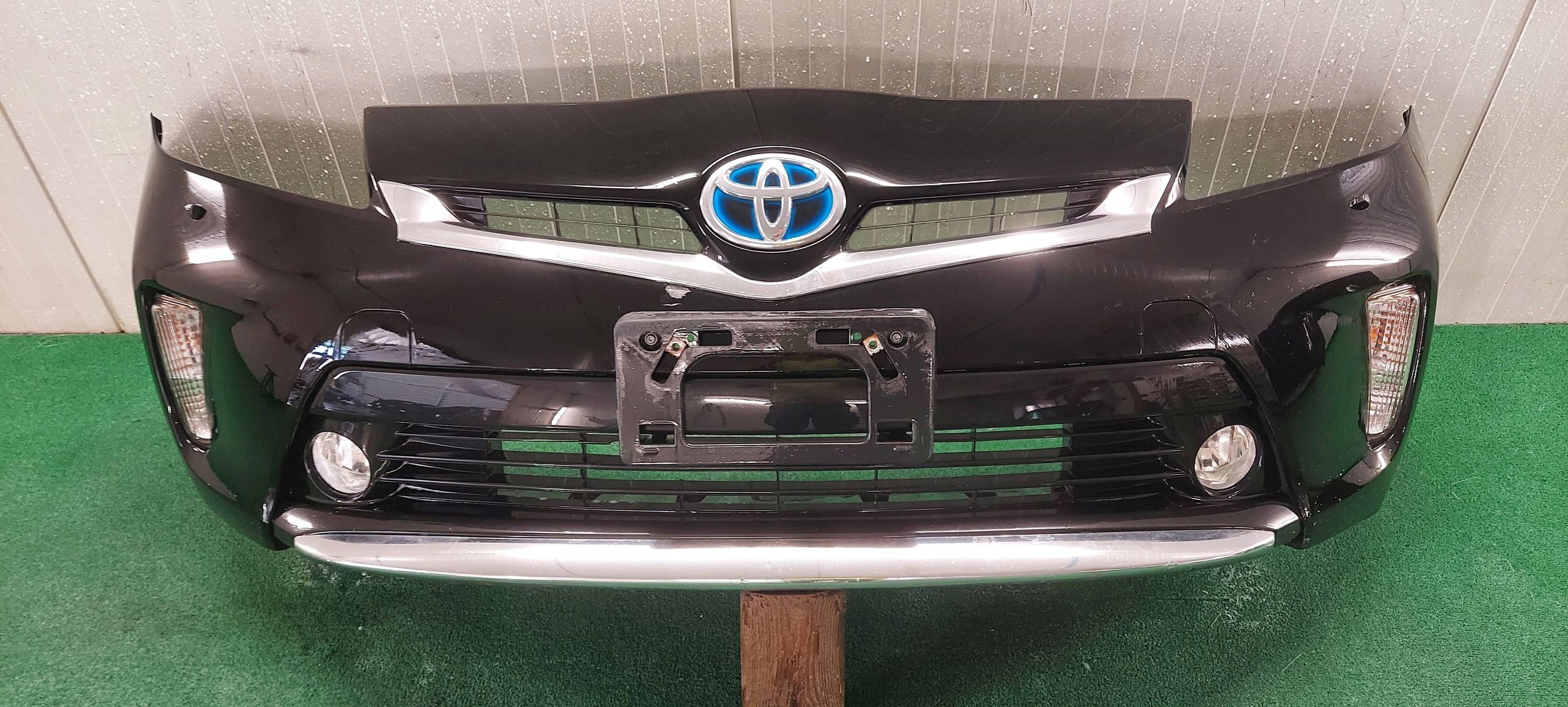 bumper front complete TOYOTA PRIUS 12-15 LIFT LAK: 202