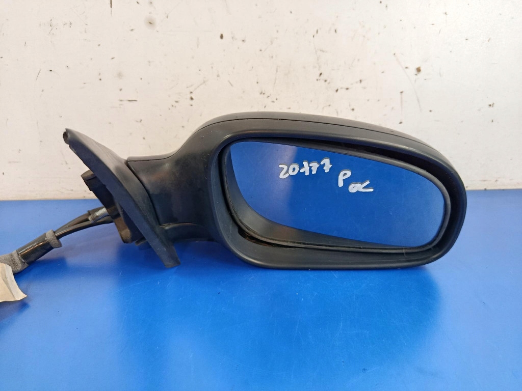 volvo S60 и зеркало правое 019-26 электрическое 8PIN