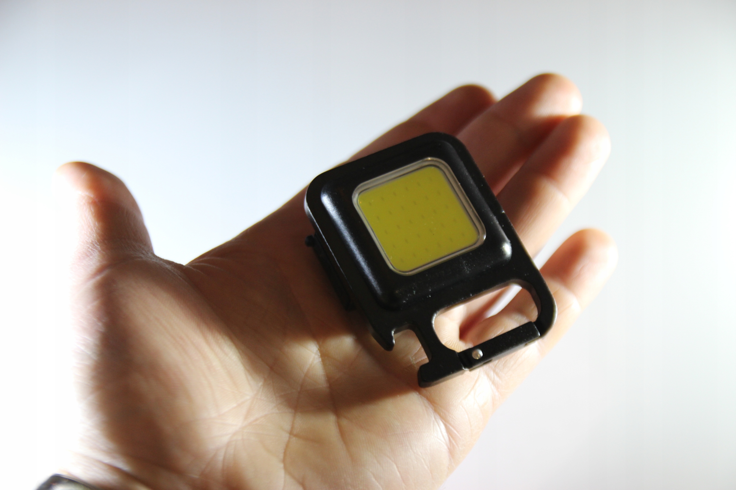 PREMIUM LAMPKA LATARKA AKUMULATOROWA USB TURYSTYCZNA LED halogen MP045 Cechy dodatkowe brak