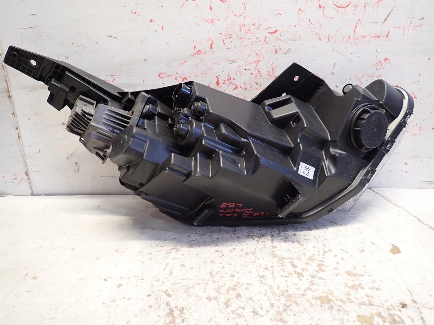 light front front left HYUNDAI I20 III 2020- FULL LED 92101-Q0100