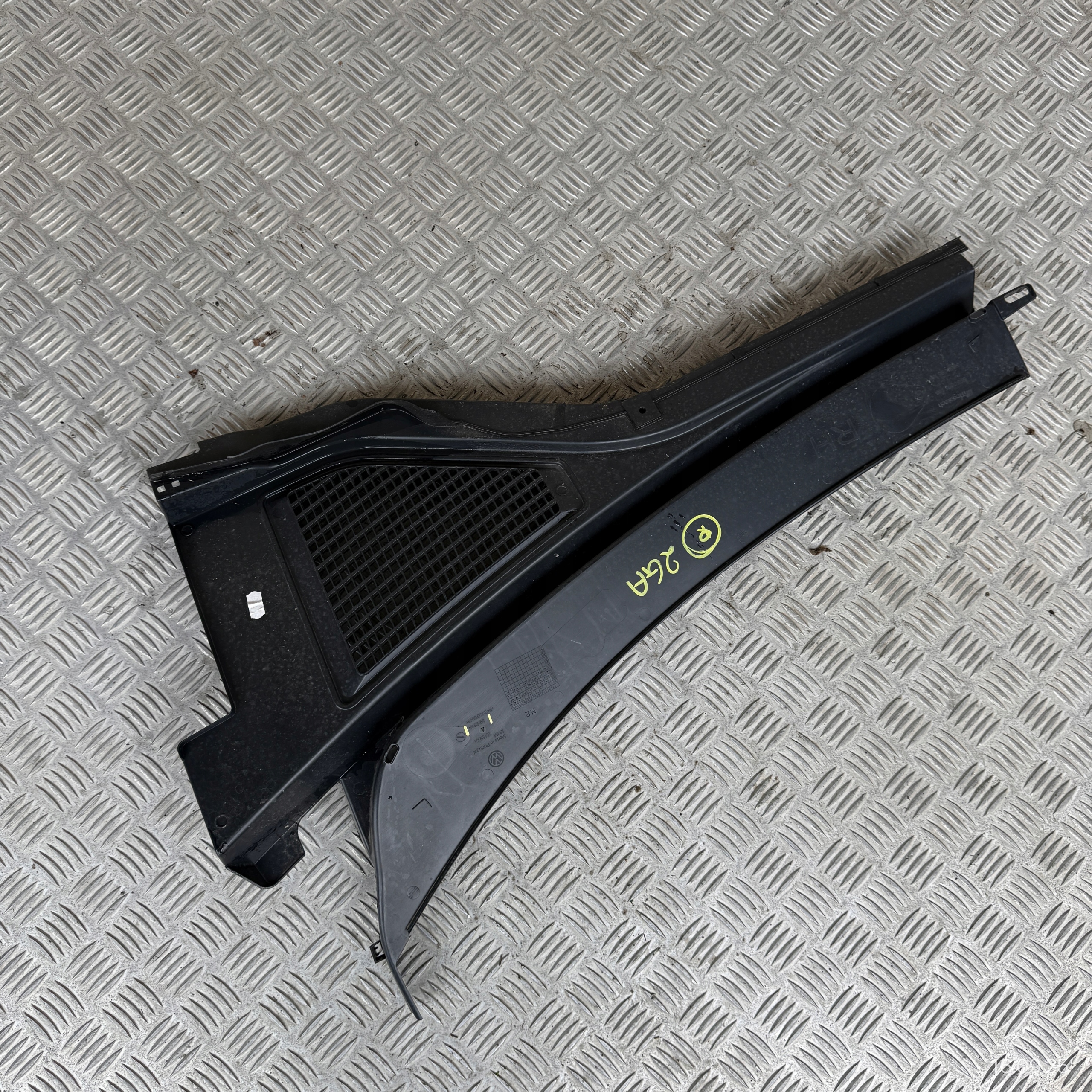 torpedo right VW VOLKSWAGEN T-ROC 2GA819404