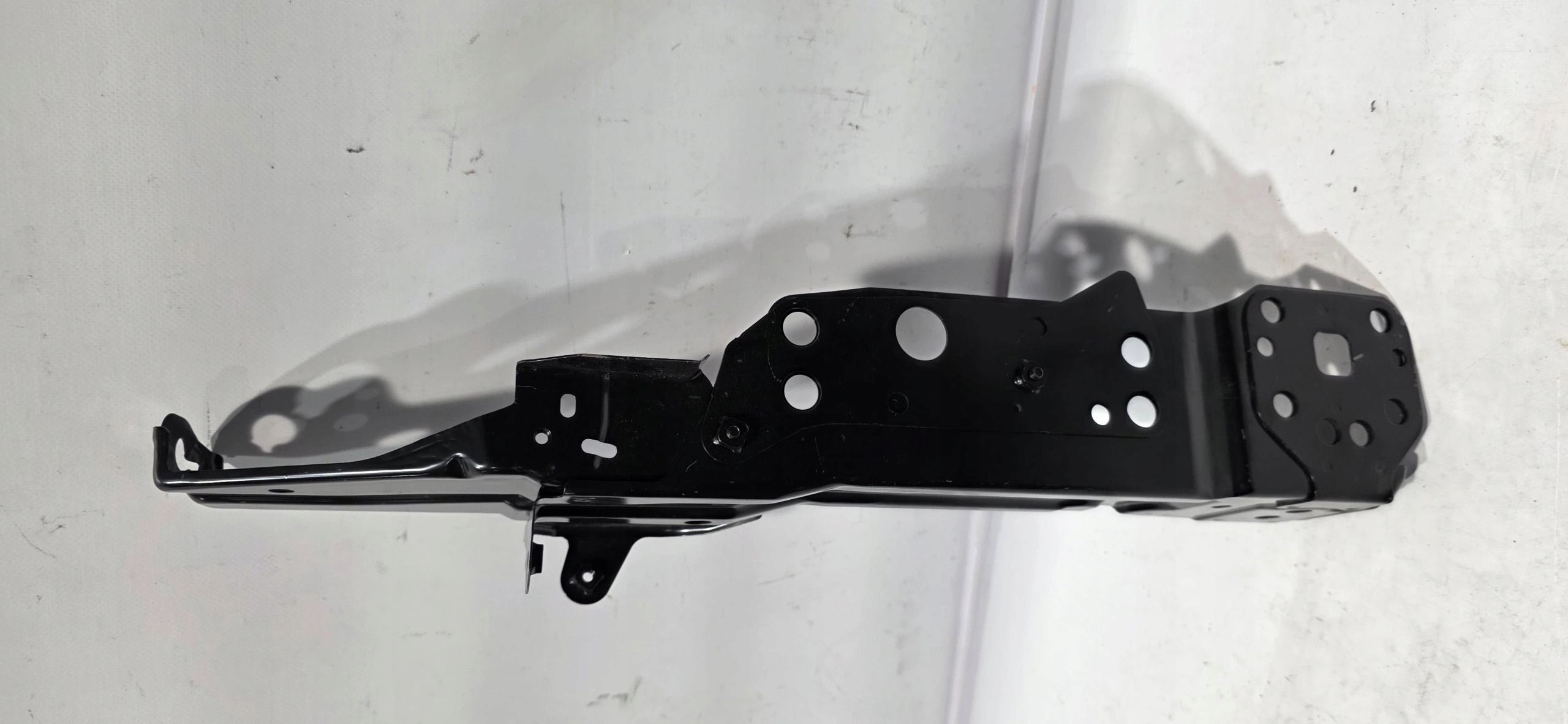 pillar PION right front TOYOTA COROLLA CROSS 21- new original