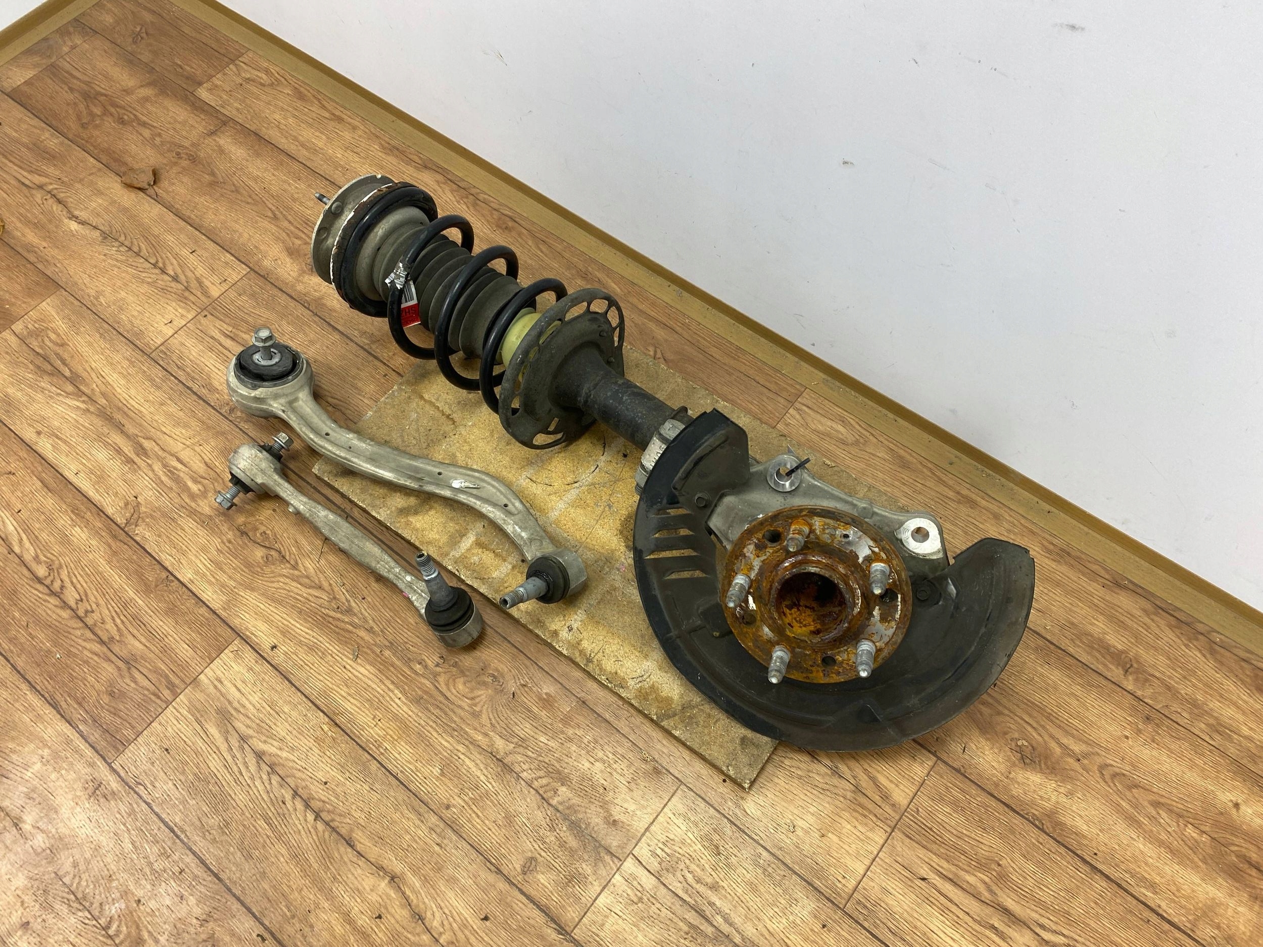 swing front left arm McPherson sususpension Cadillac CTS III 2014+