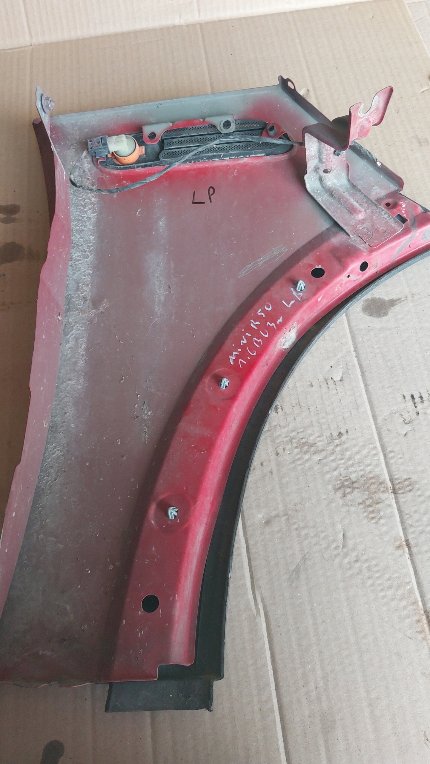 fender left front front Mini ONE COOPER 01-06 R. R50 R51 KOD 851/3
