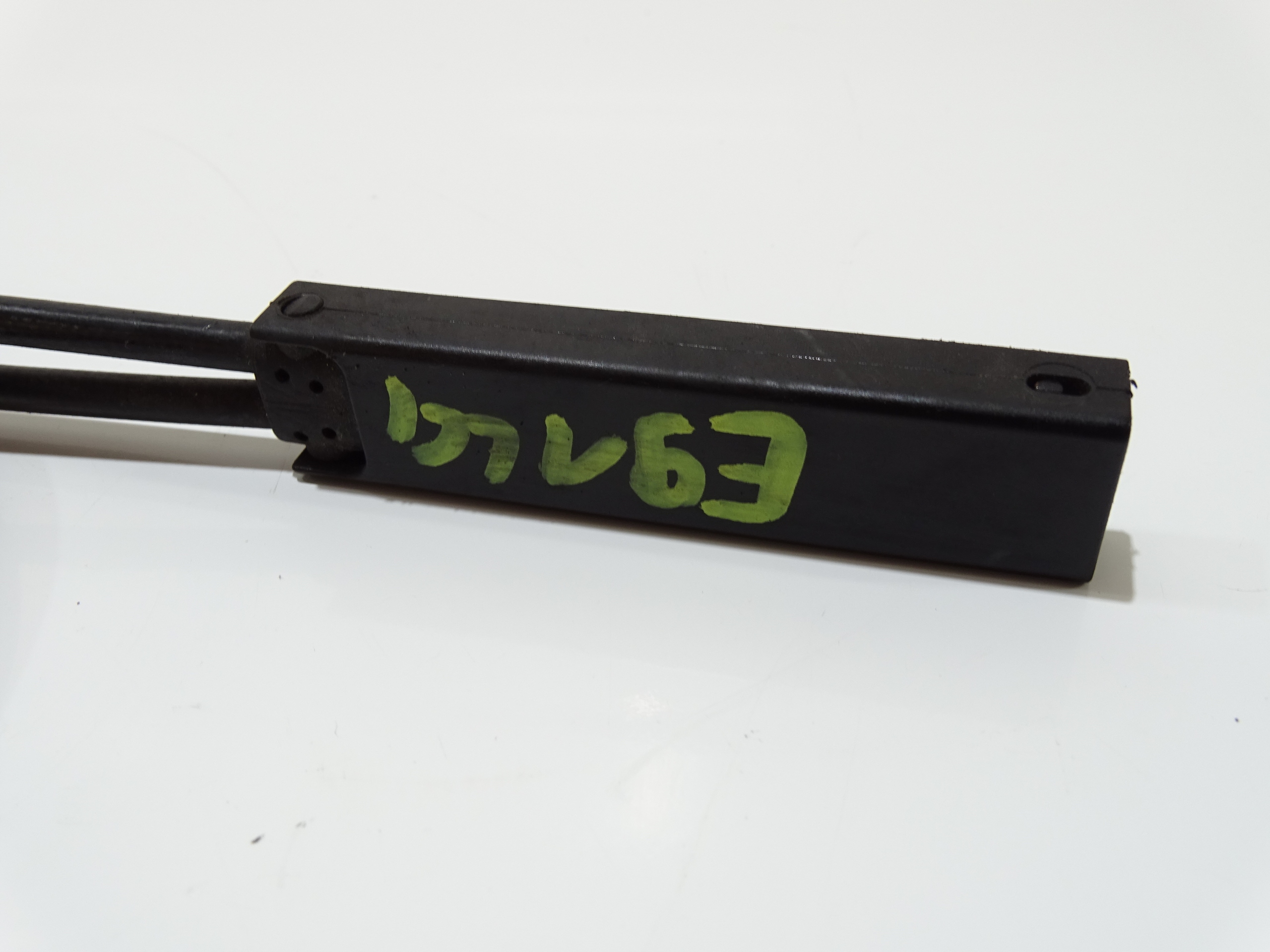 Câble Levier pour l’ouverture du capot BMW X1 E84 E90 E91 7184432
