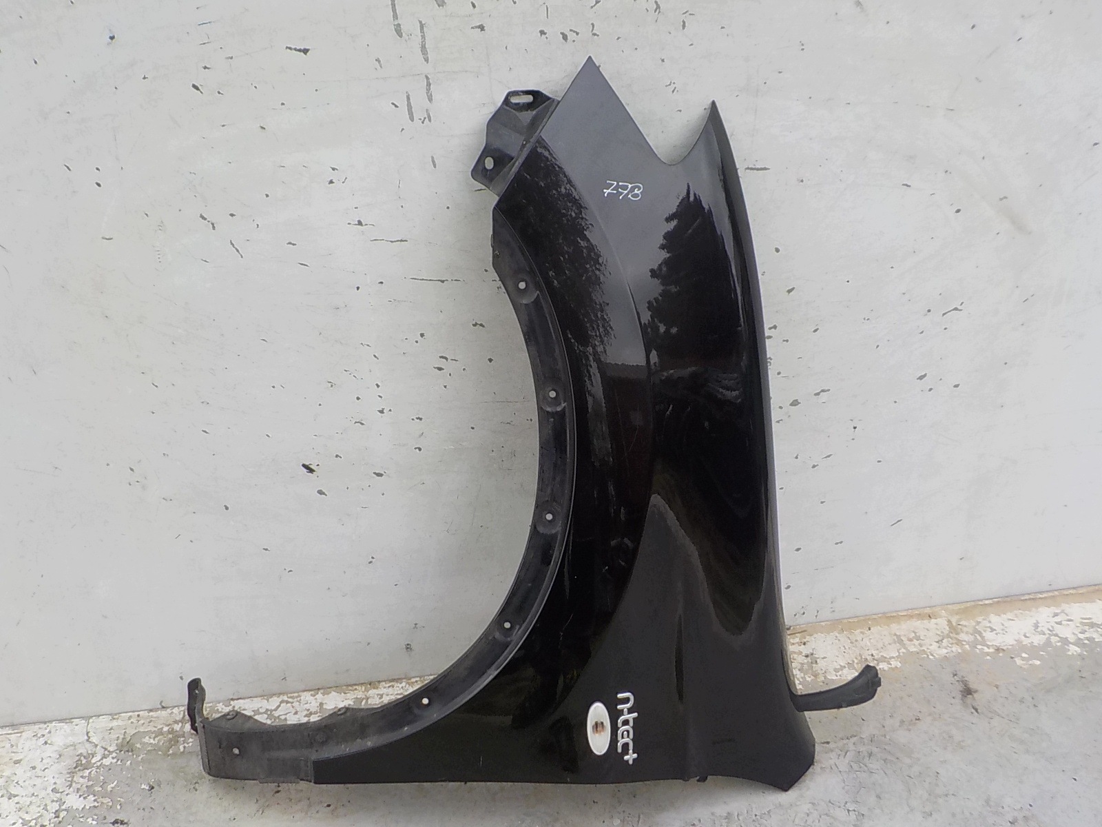 778 NISSAN QASHQAI J10 LIFT fender left front front