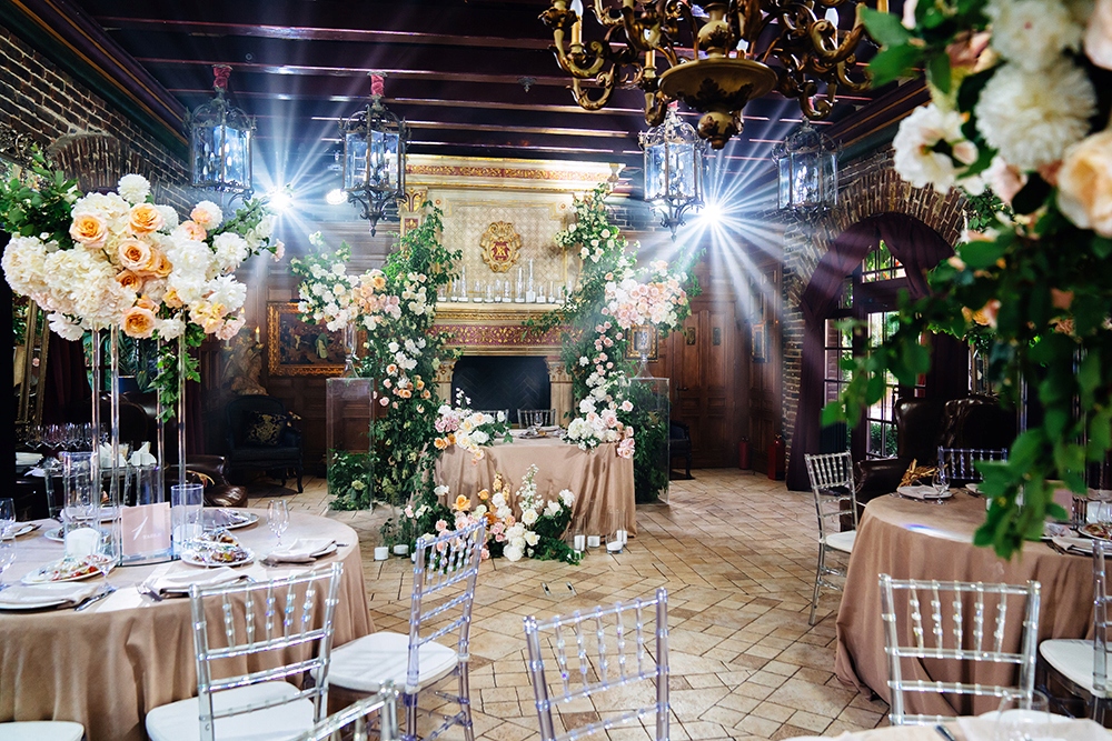 KRZESŁO BANKIETOWE WESELNE ŚLUBNE PRZEZROCZYSTE CHIAVARI PP transparentne Stan opakowania oryginalne