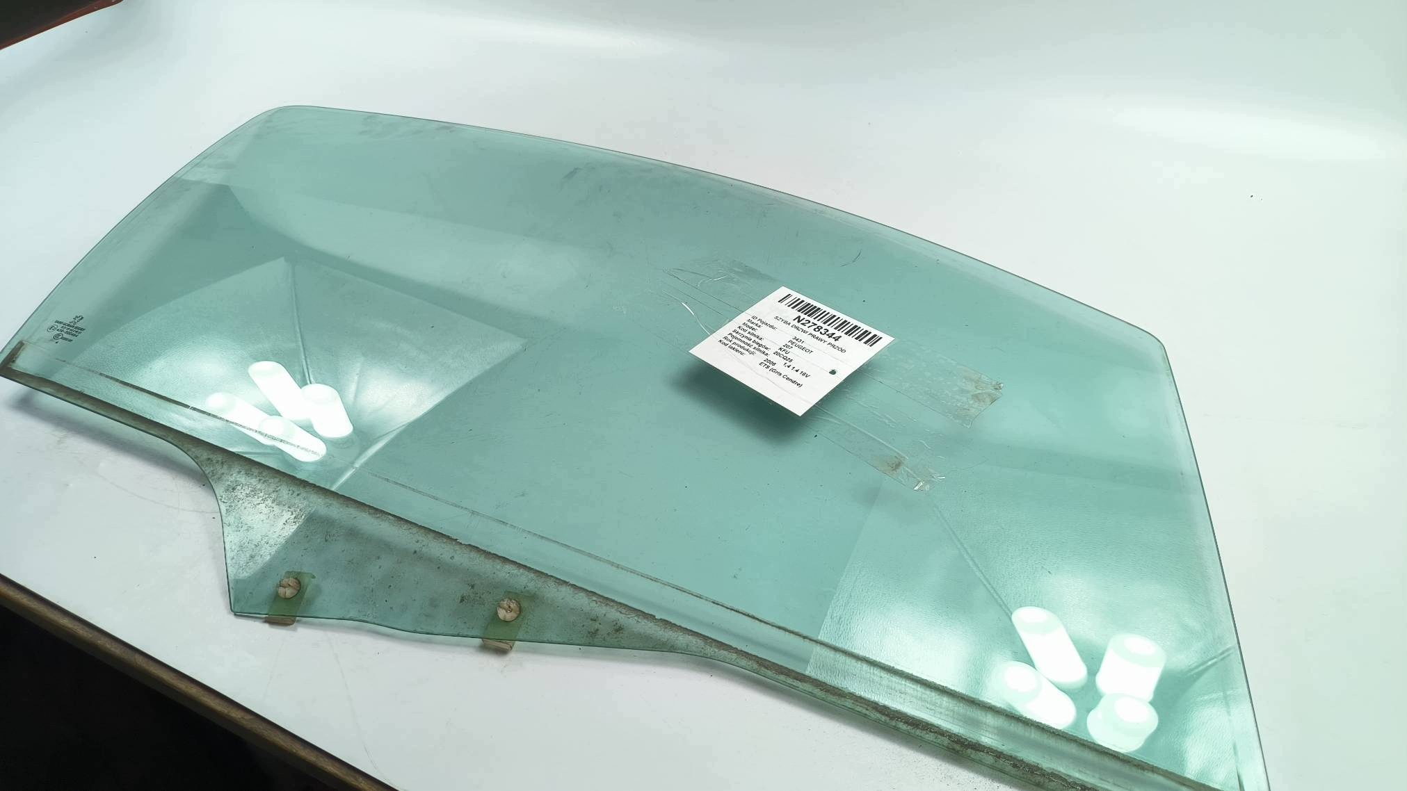 window door right front PEUGEOT 207