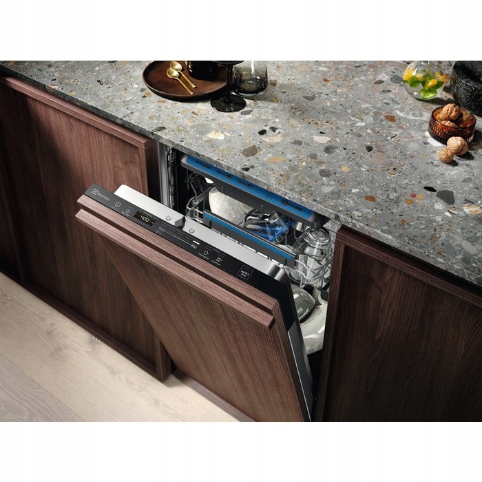 ELECTROLUX Zmywarka EEM43200L 10 kompletów Kolor dominujący nie dotyczy