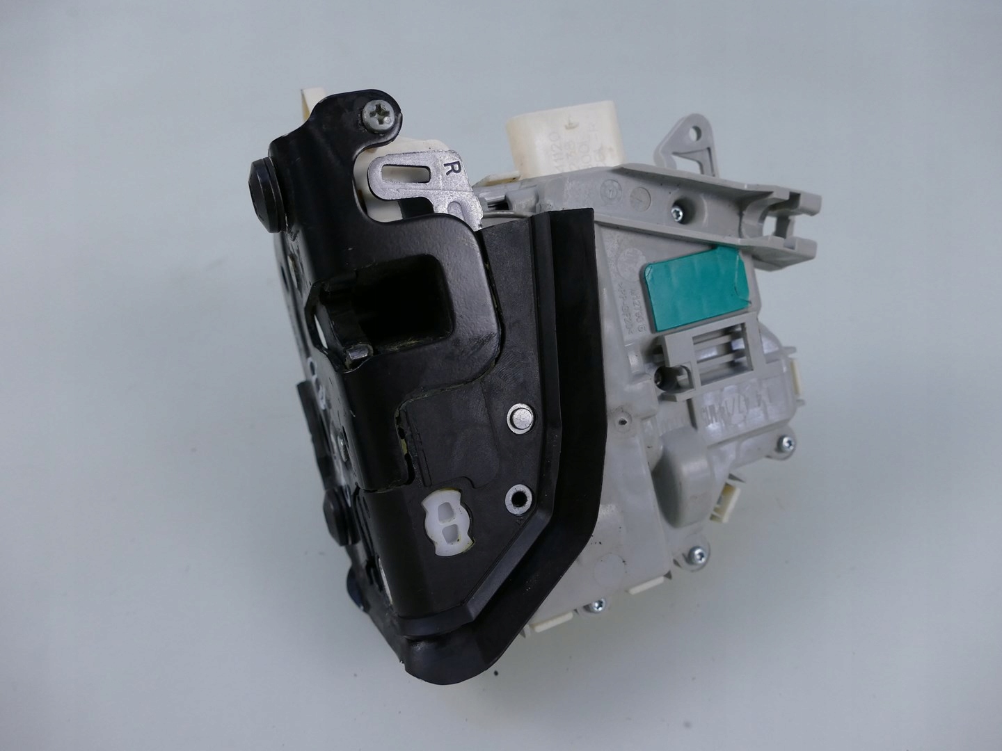 AUDI Q3 8U lock door right front front Q5 A4 A5 A6 8J1837016F