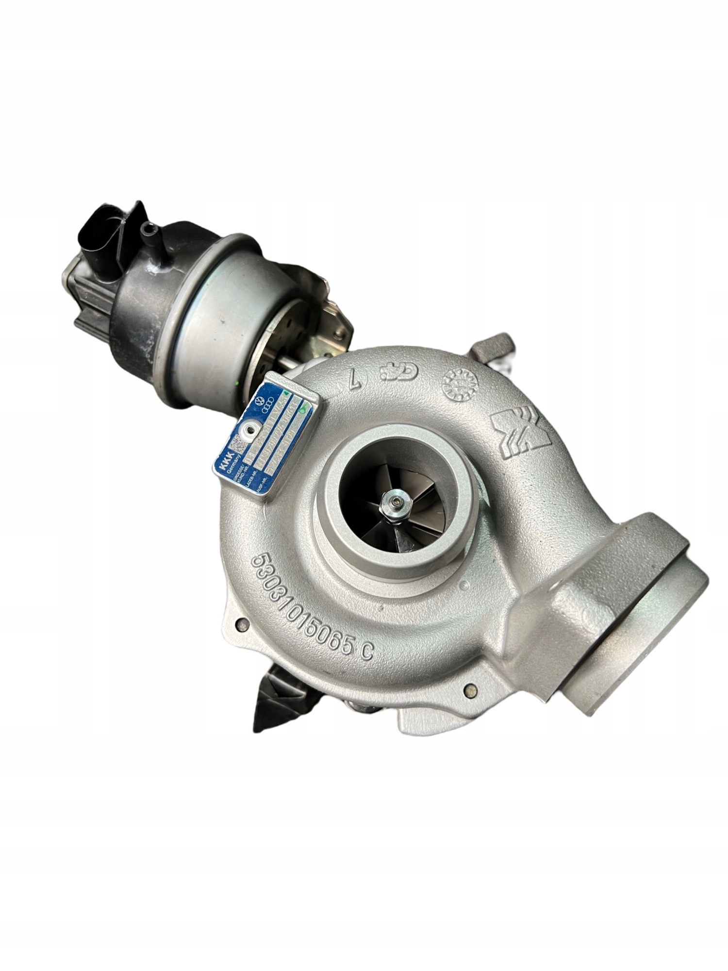 Audi A4 B8 2 0 TDi 143km Turbosprezarka 03L145701D