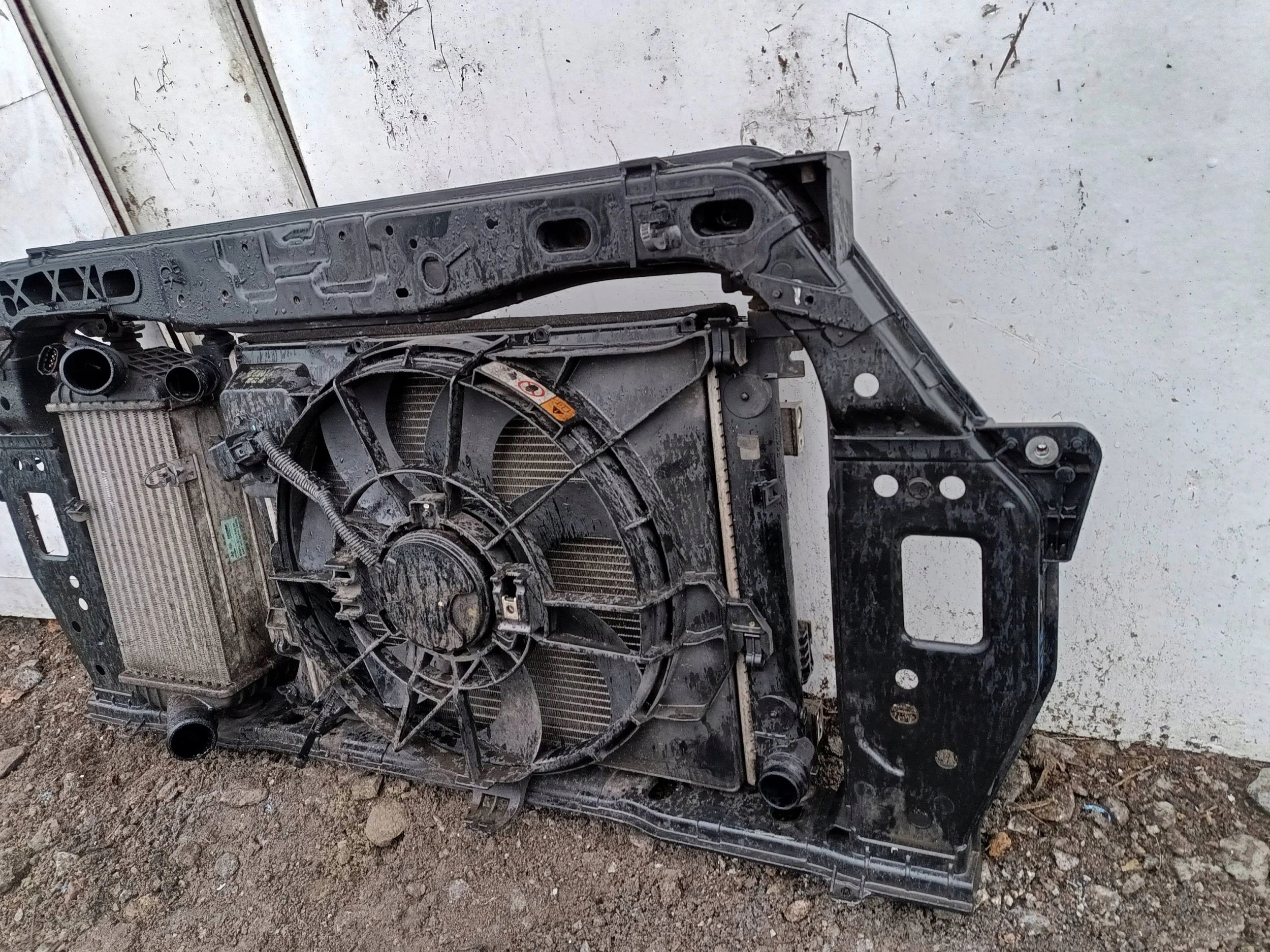 KIA RIO III support panel for radiators radiator 1,1CRDI 1,4CRDI 2011