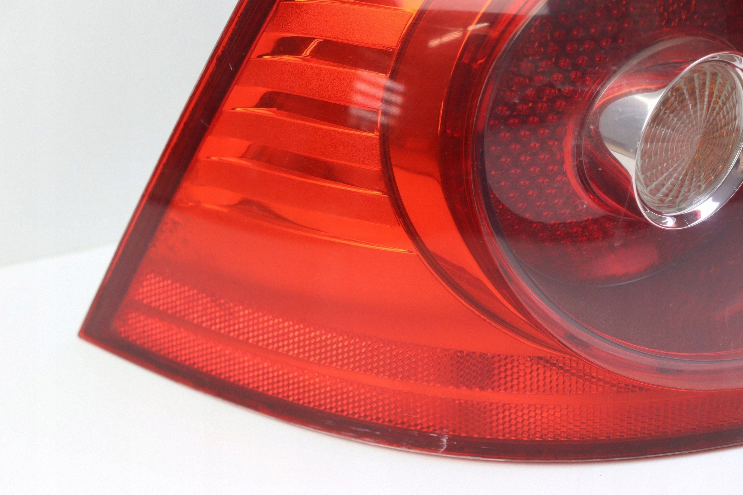 VW GOLF V light left rear part rear HATCHBACK EUROPA 4VFX-13405-AB
