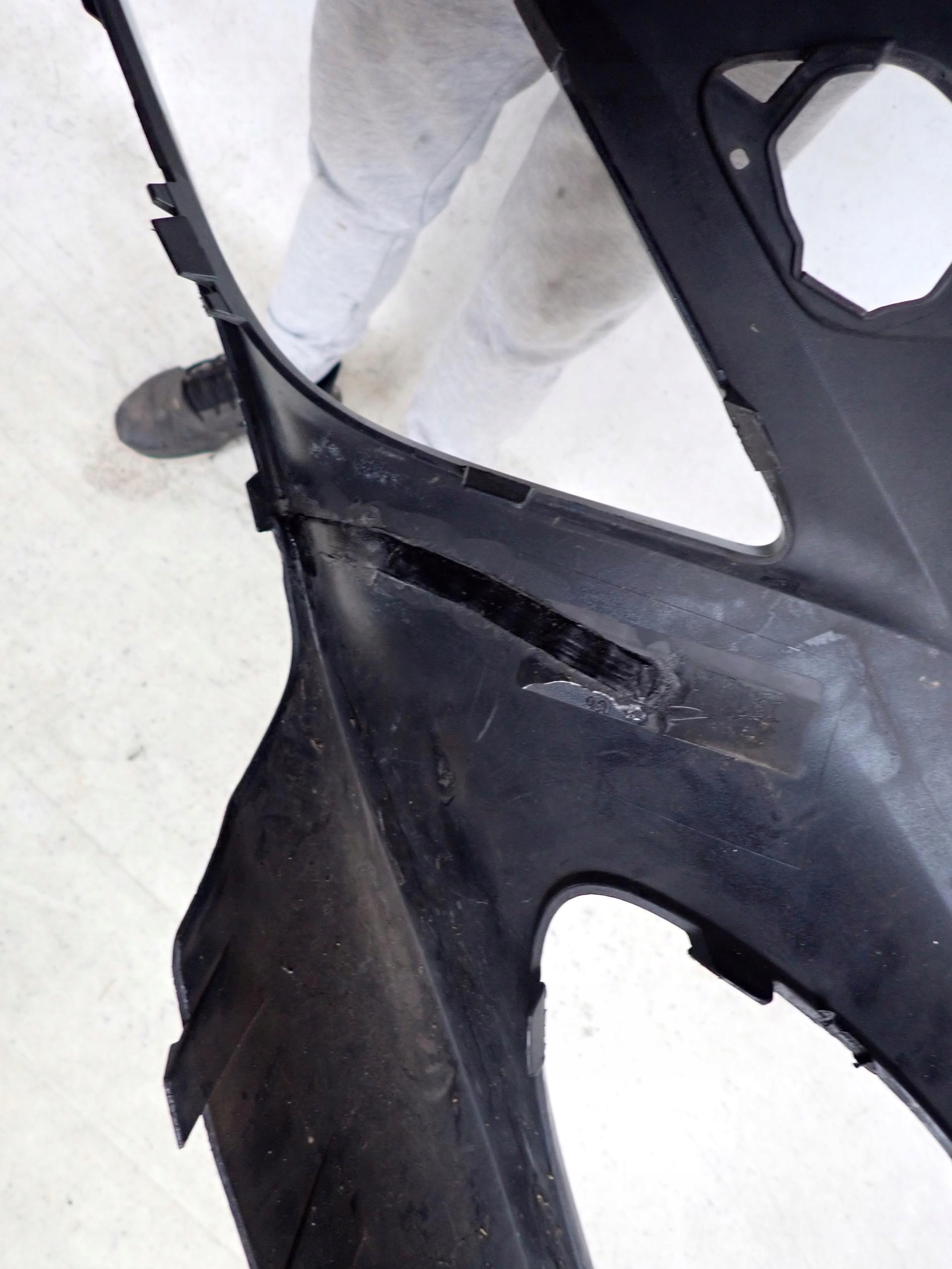 MERCEDES W212 E-KLASA LIFT AVANTGARDE bumper front front PDC A2128851838