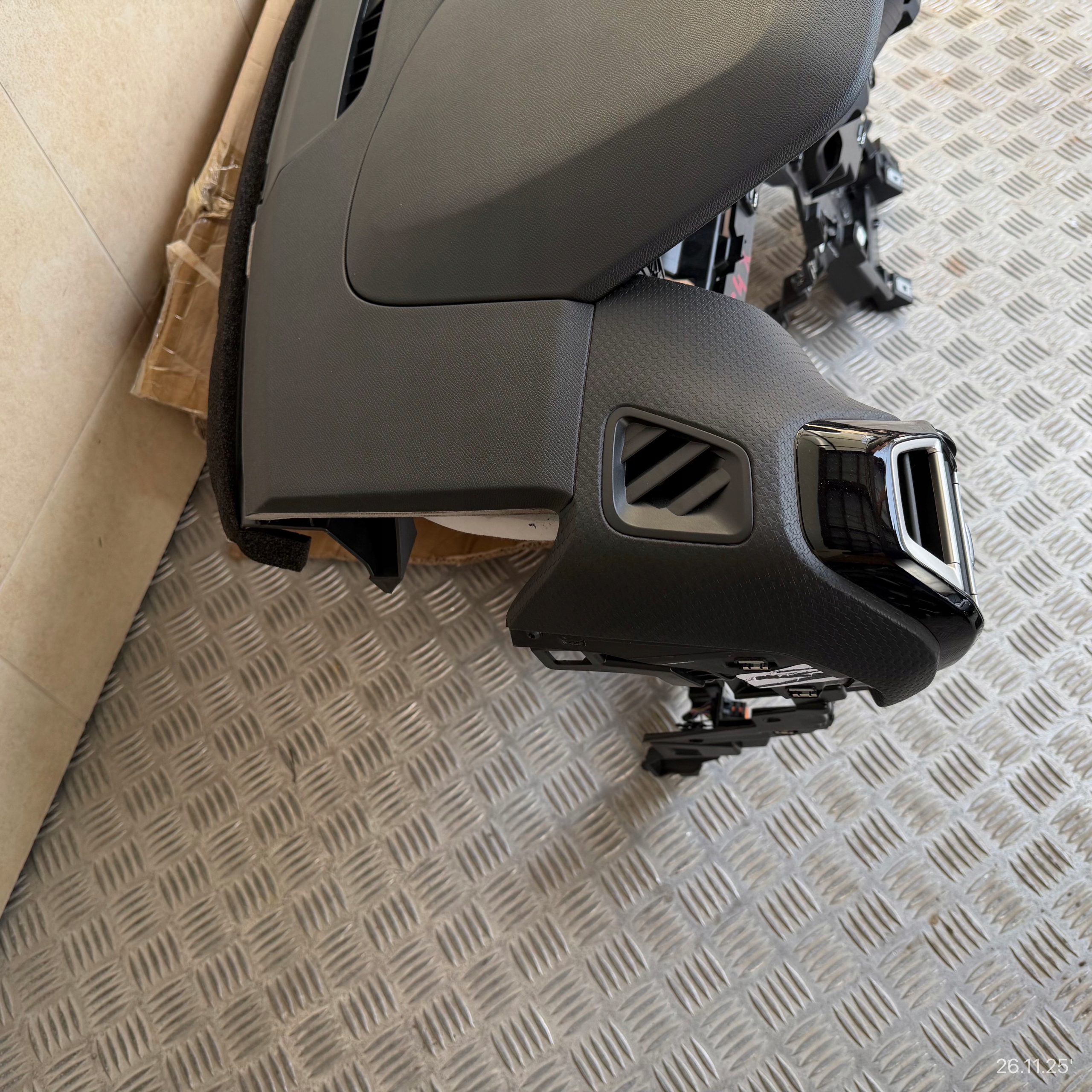 dashboard complete airbag console tension belts cockpit CITROEN C4 X 2025 ROK