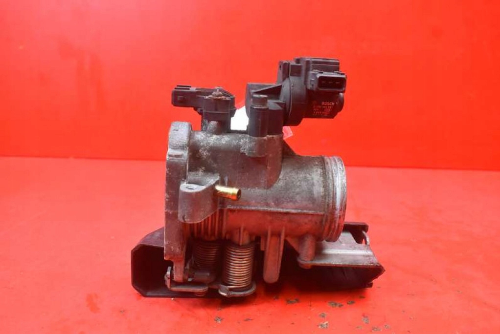 Valvola a farfalla 1721456 BMW E36 1.8 116 KM 90-00